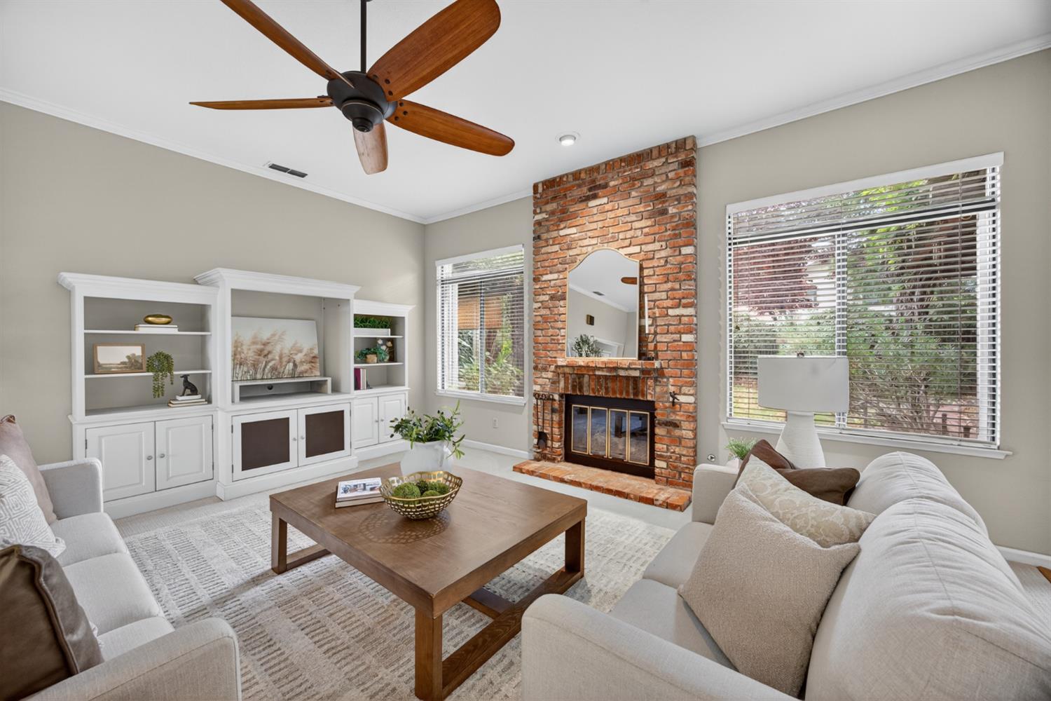 2206 Fort Point Drive