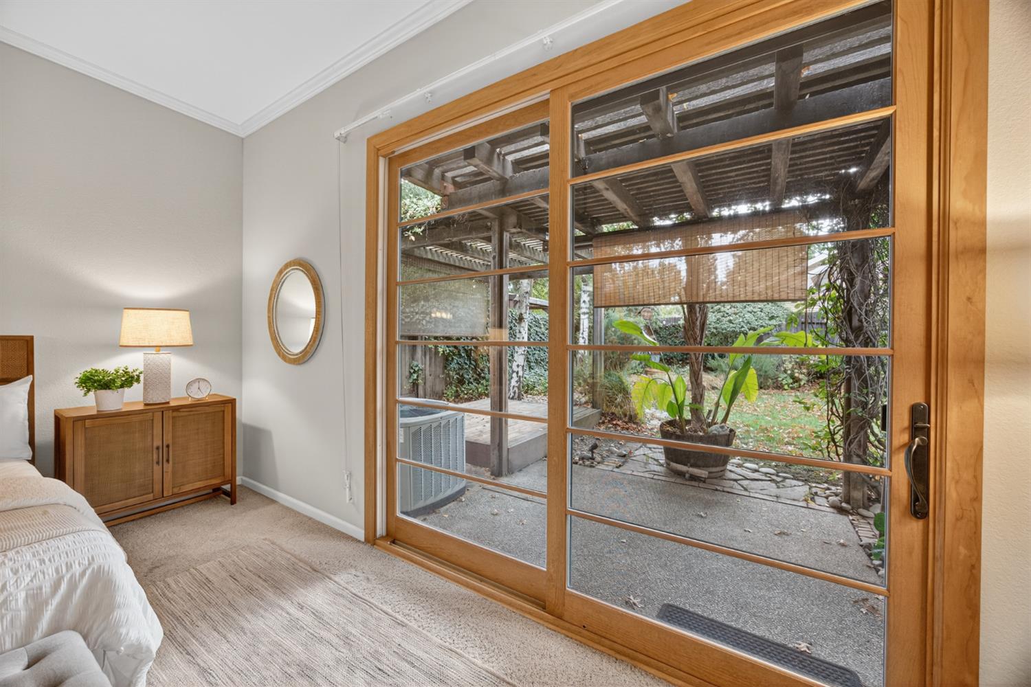 2206 Fort Point Drive