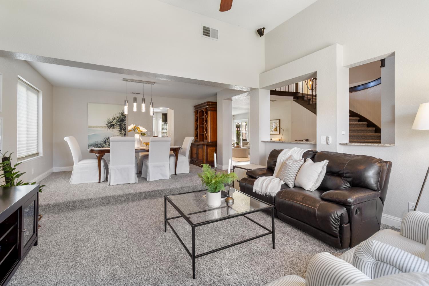 112 Hazelmere Drive