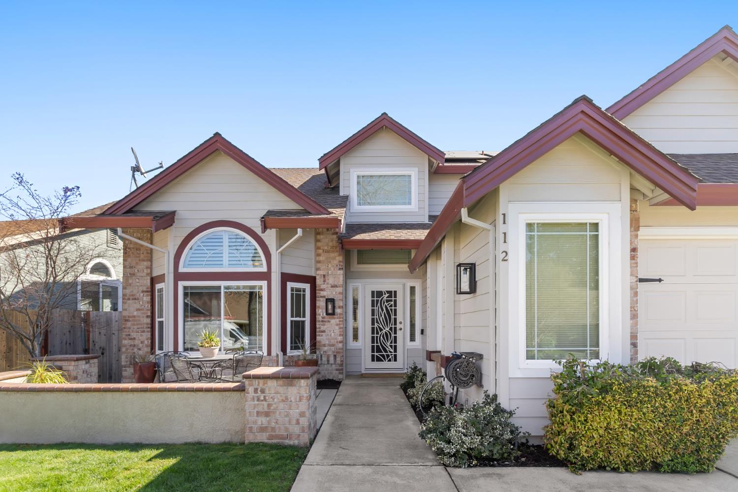 112 Hazelmere Drive