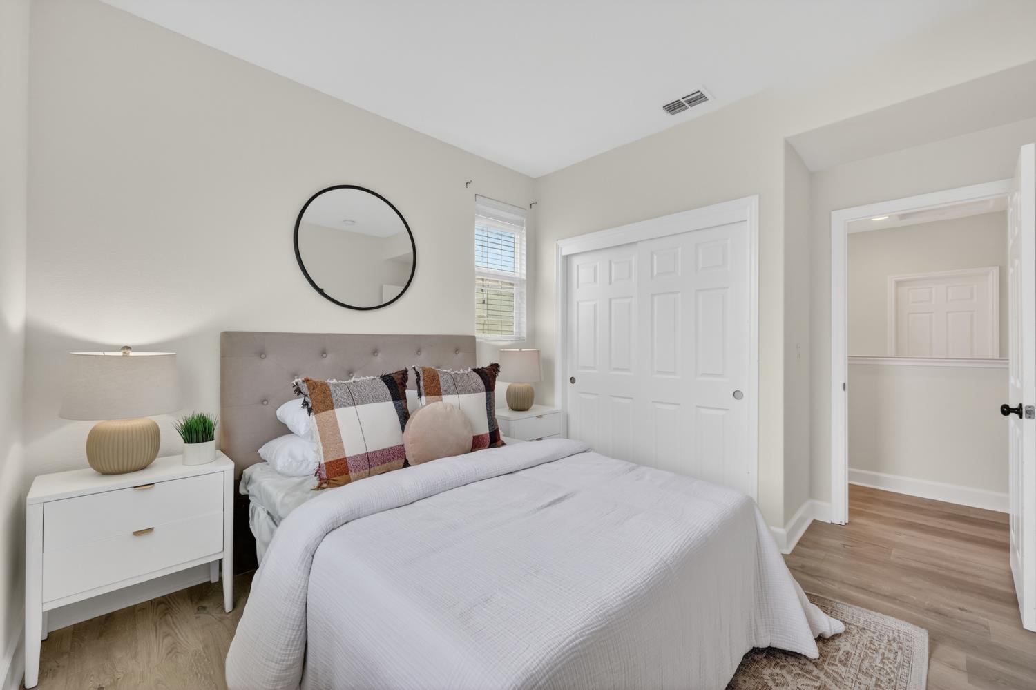 1533 Bonanza Lane