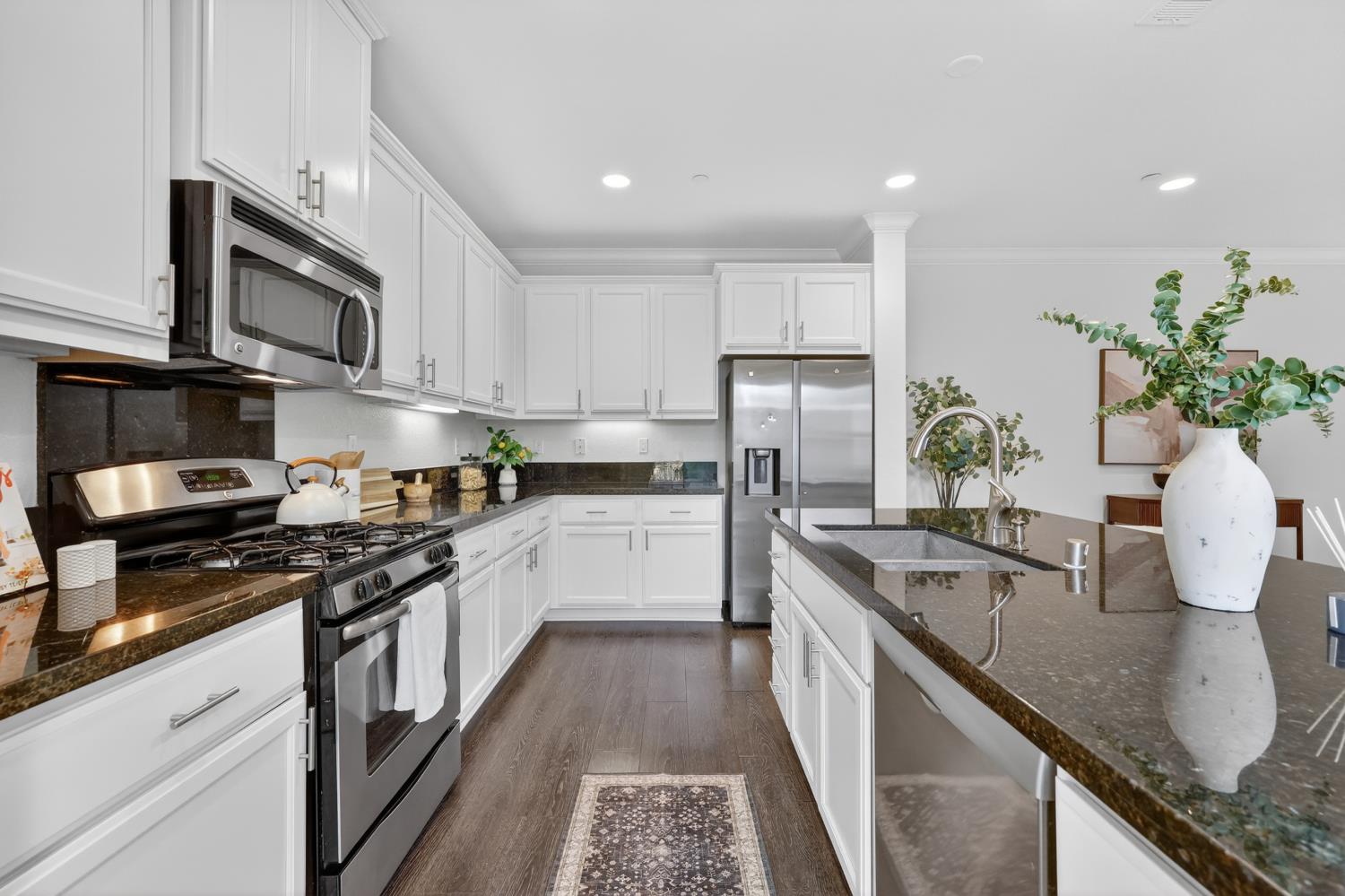 1533 Bonanza Lane