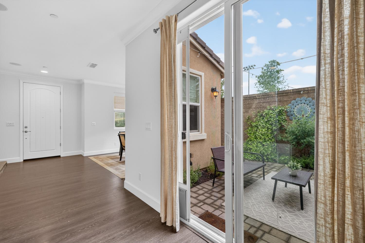 1533 Bonanza Lane