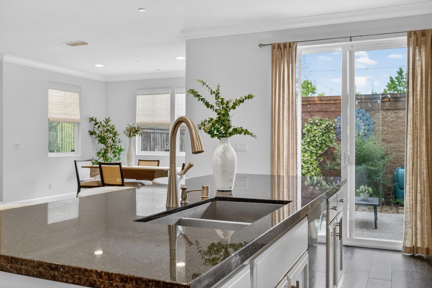 1533 Bonanza Lane