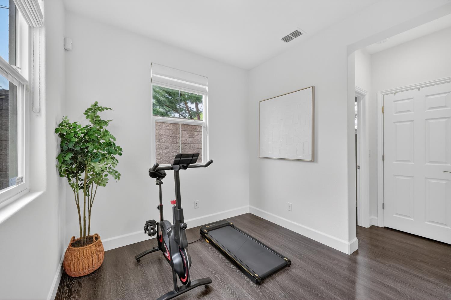 1533 Bonanza Lane