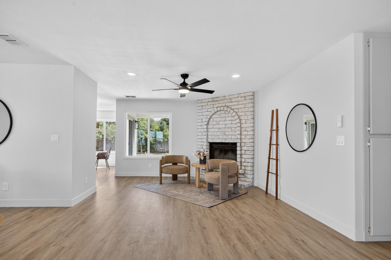 8239 Moorhaven Way