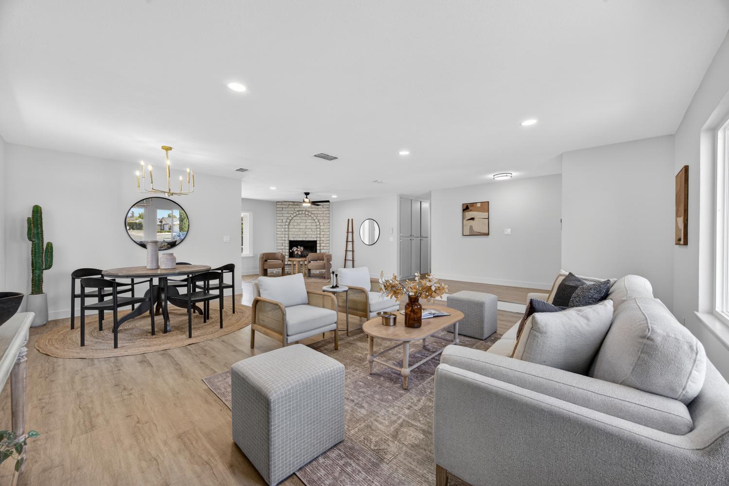 8239 Moorhaven Way