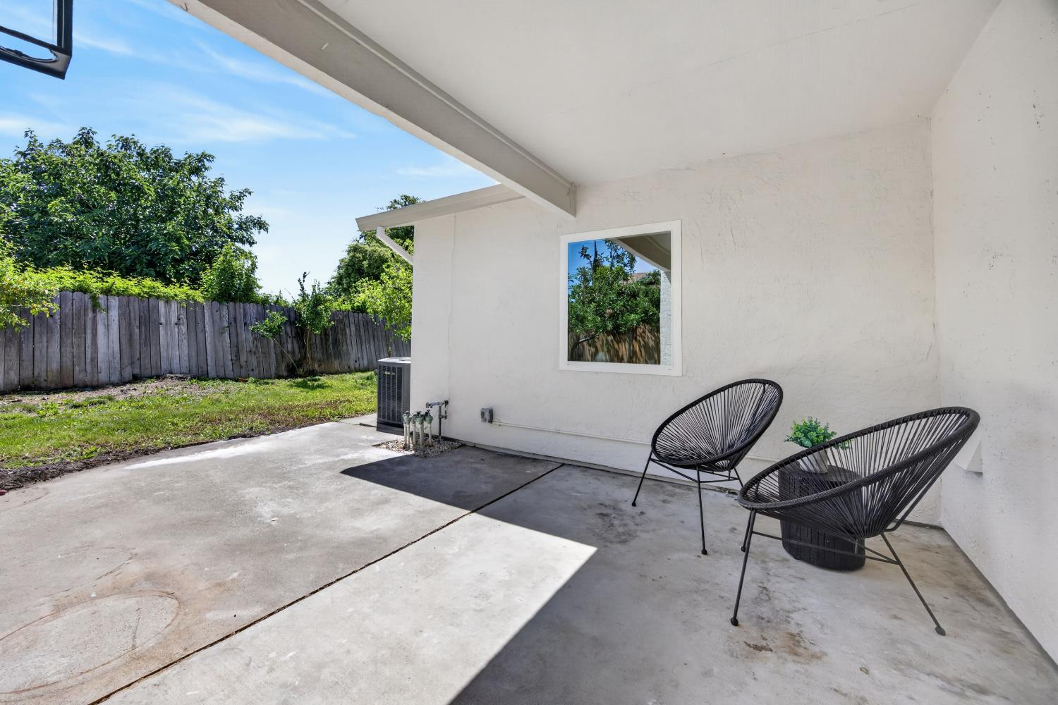 8239 Moorhaven Way