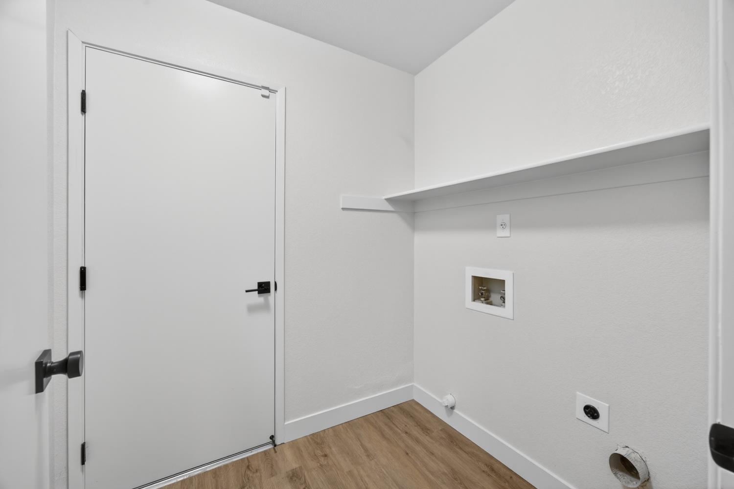 8239 Moorhaven Way