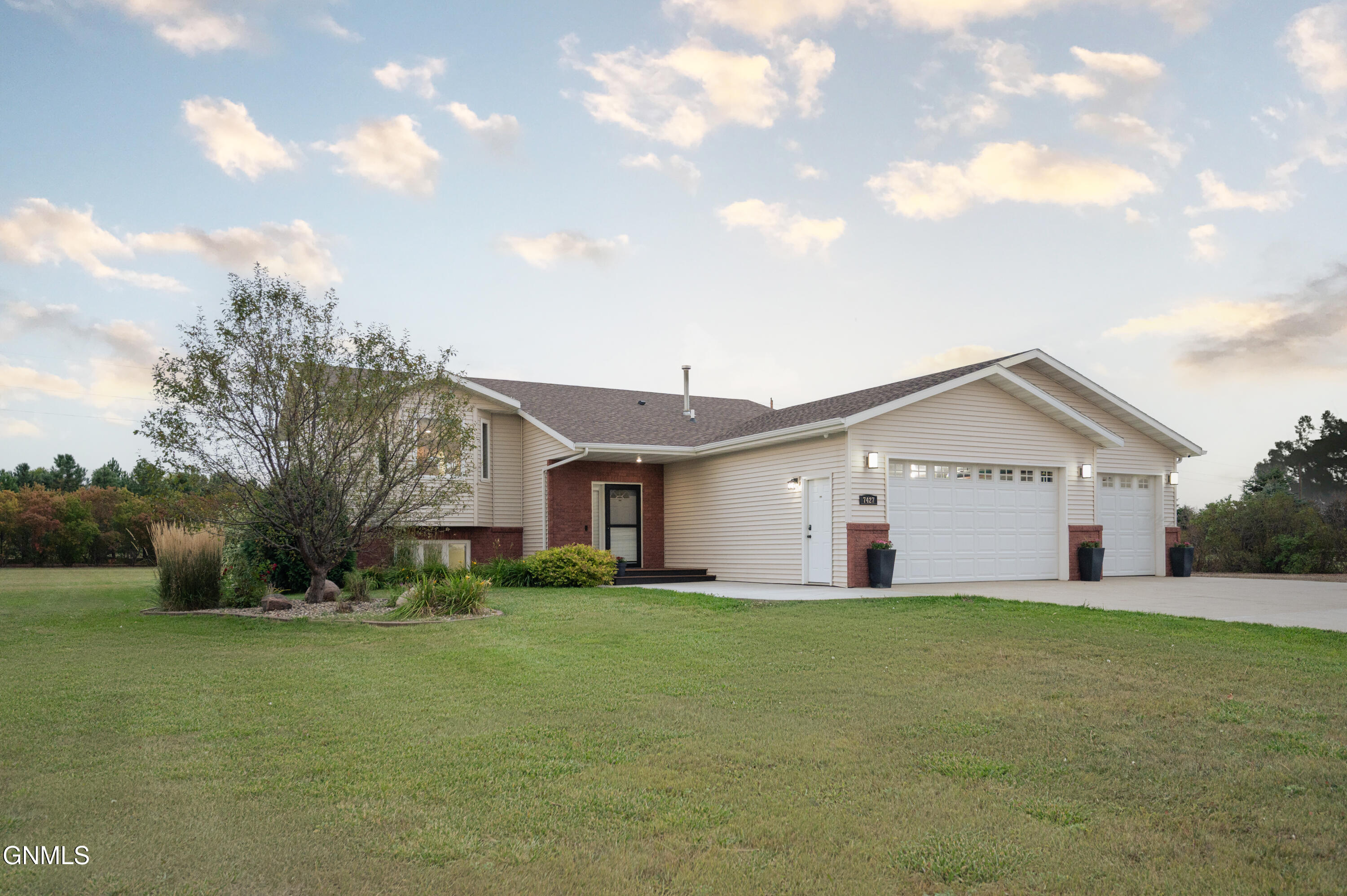 7427 Sandstone Drive