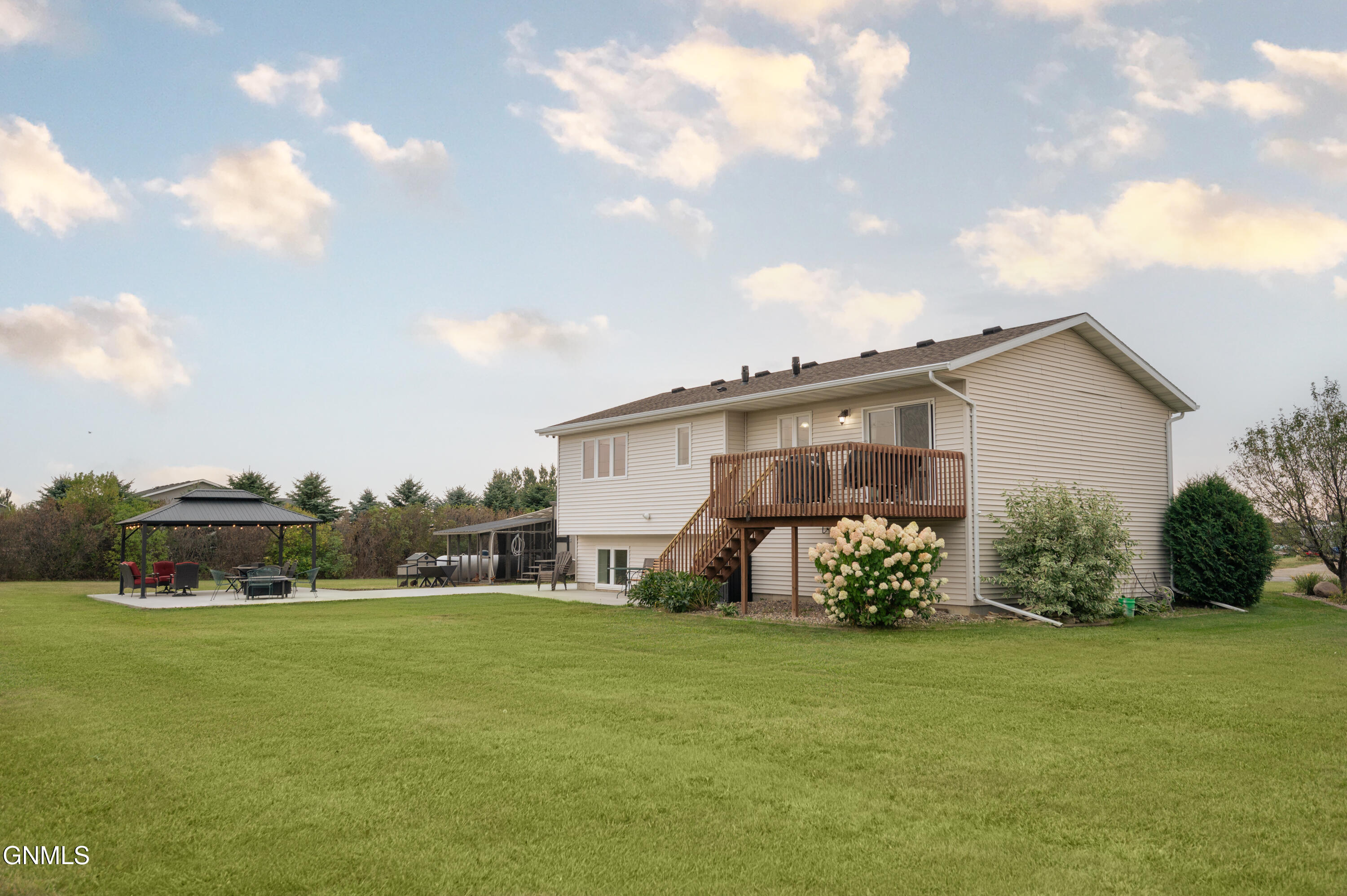 7427 Sandstone Drive