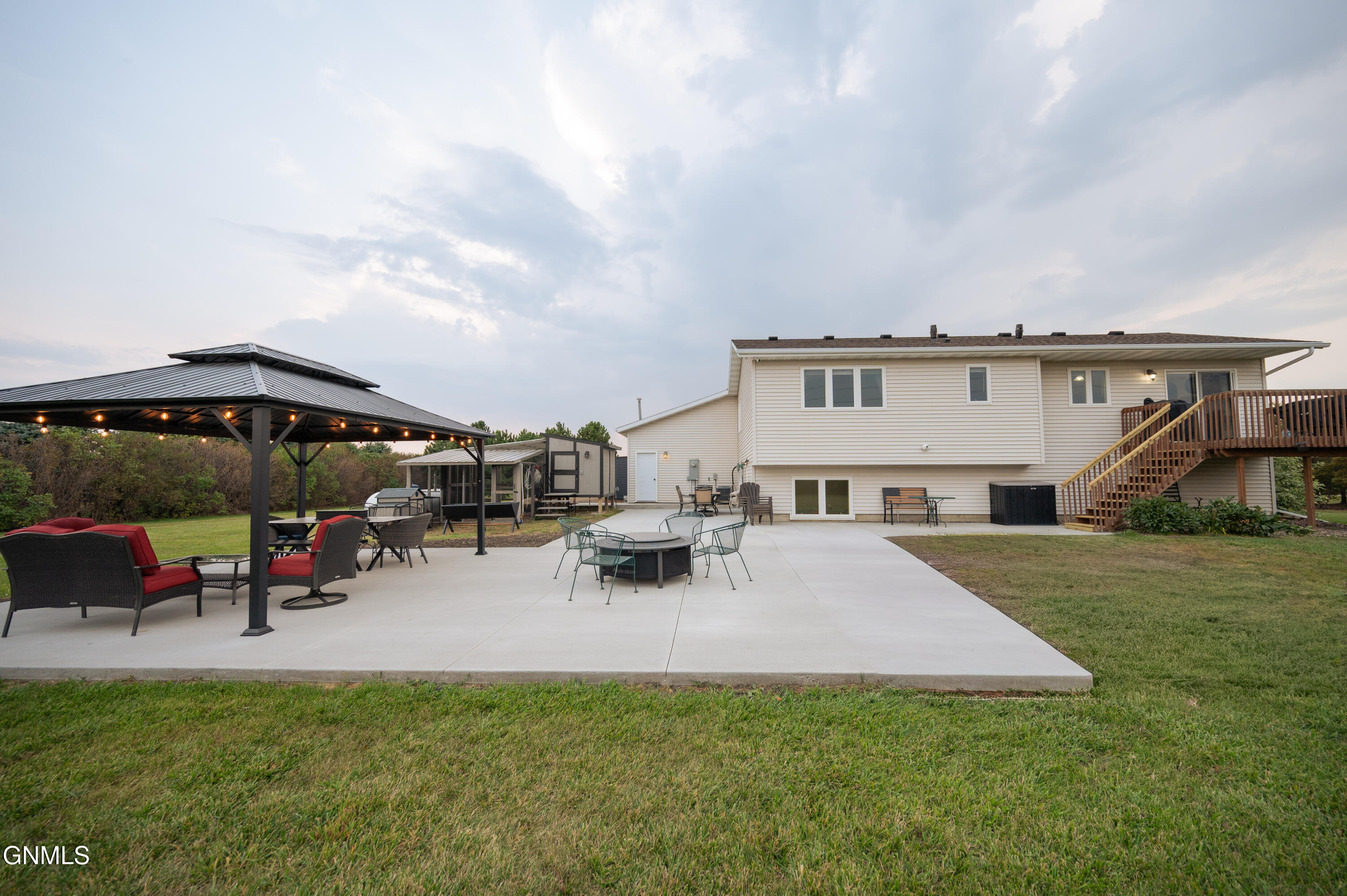 7427 Sandstone Drive