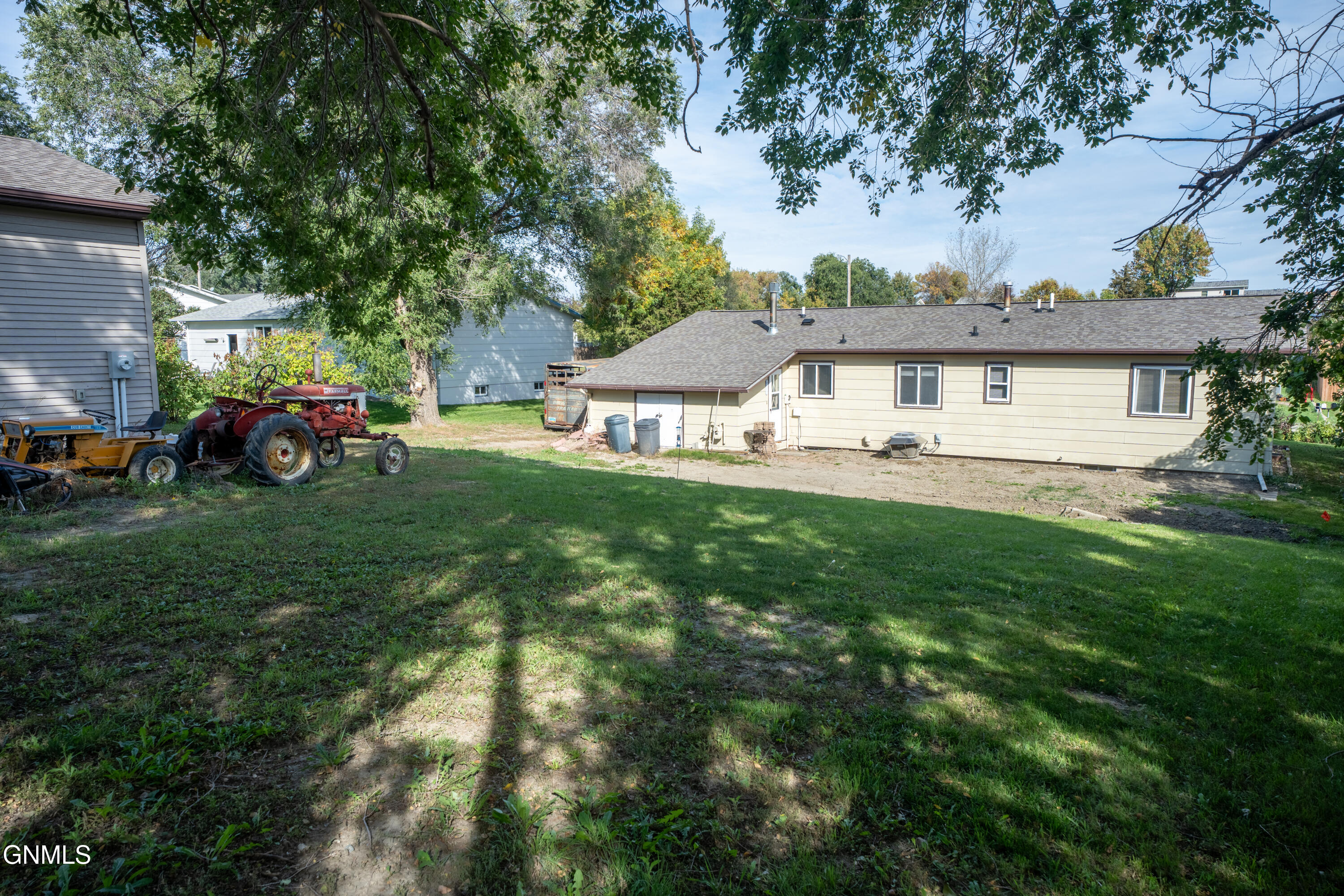 2134 Coulee Drive N