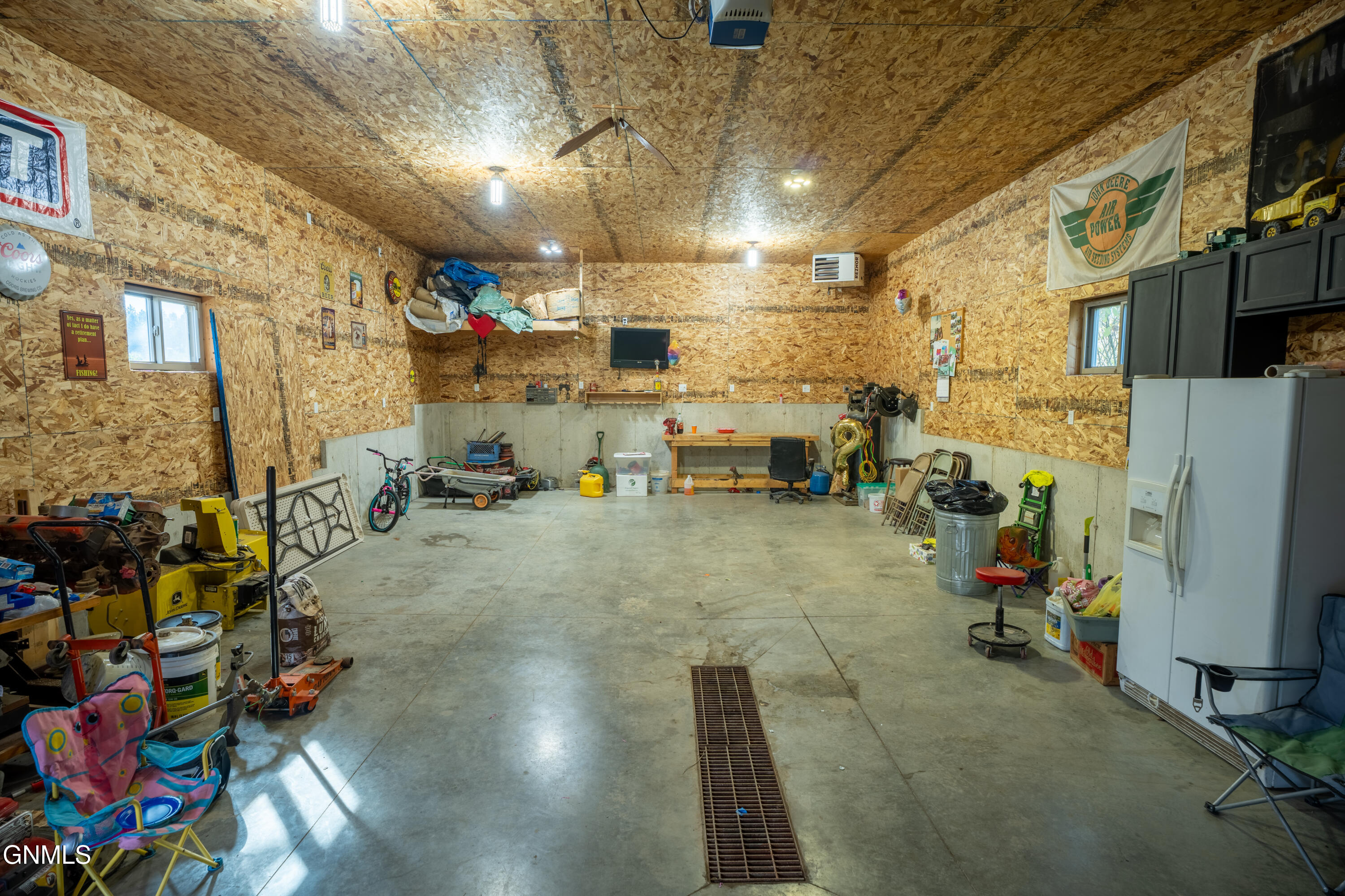 2134 Coulee Drive N