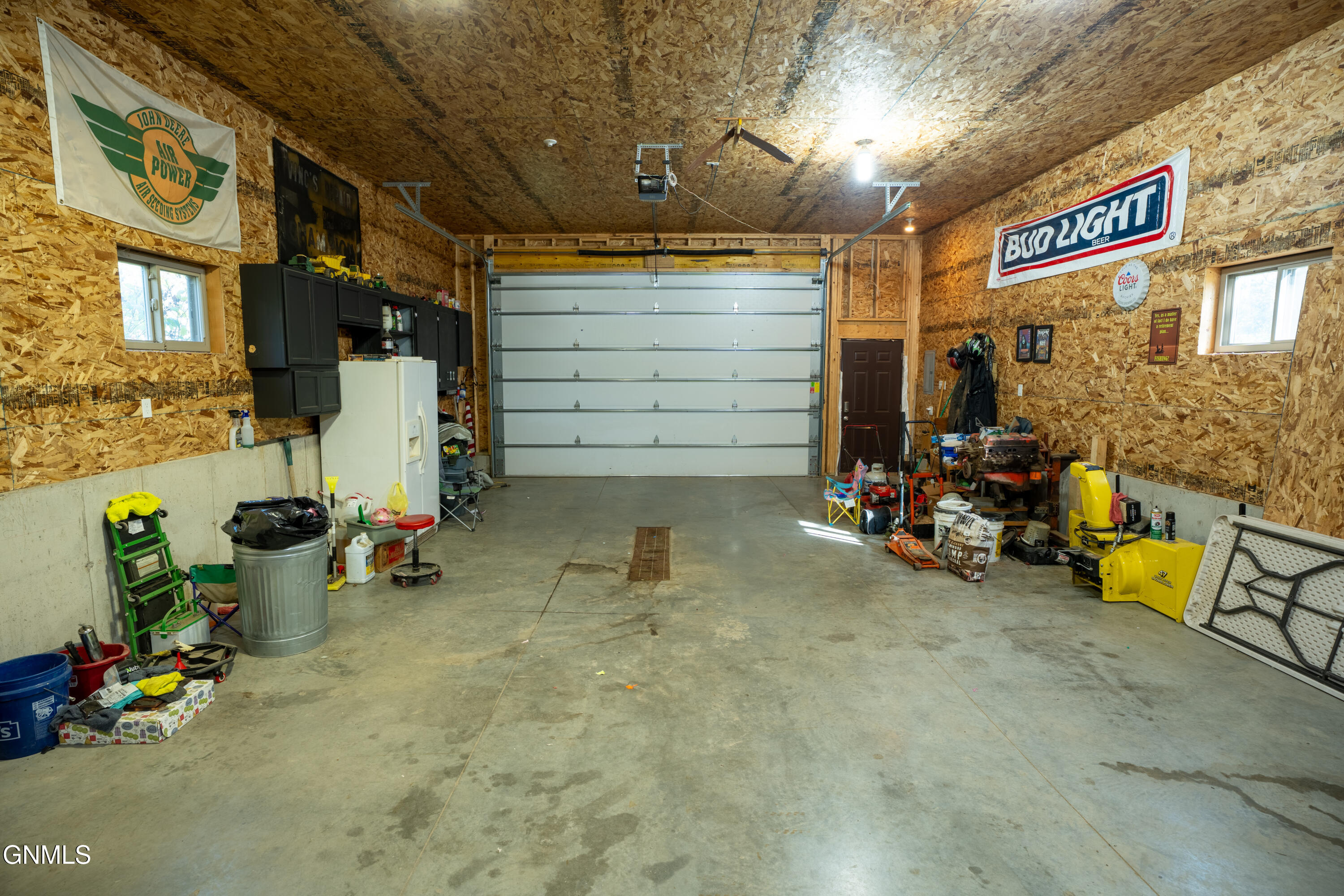 2134 Coulee Drive N