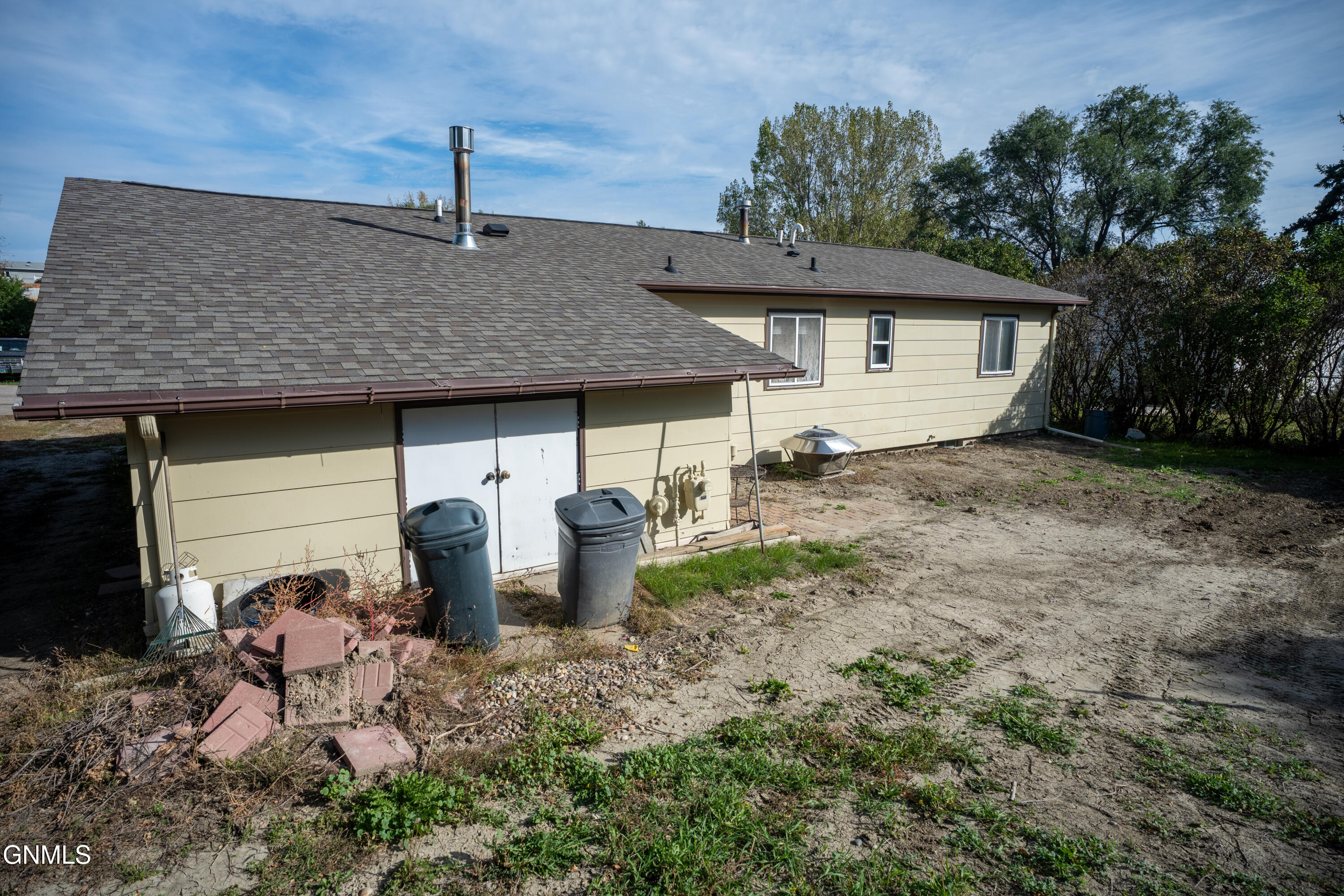 2134 Coulee Drive N