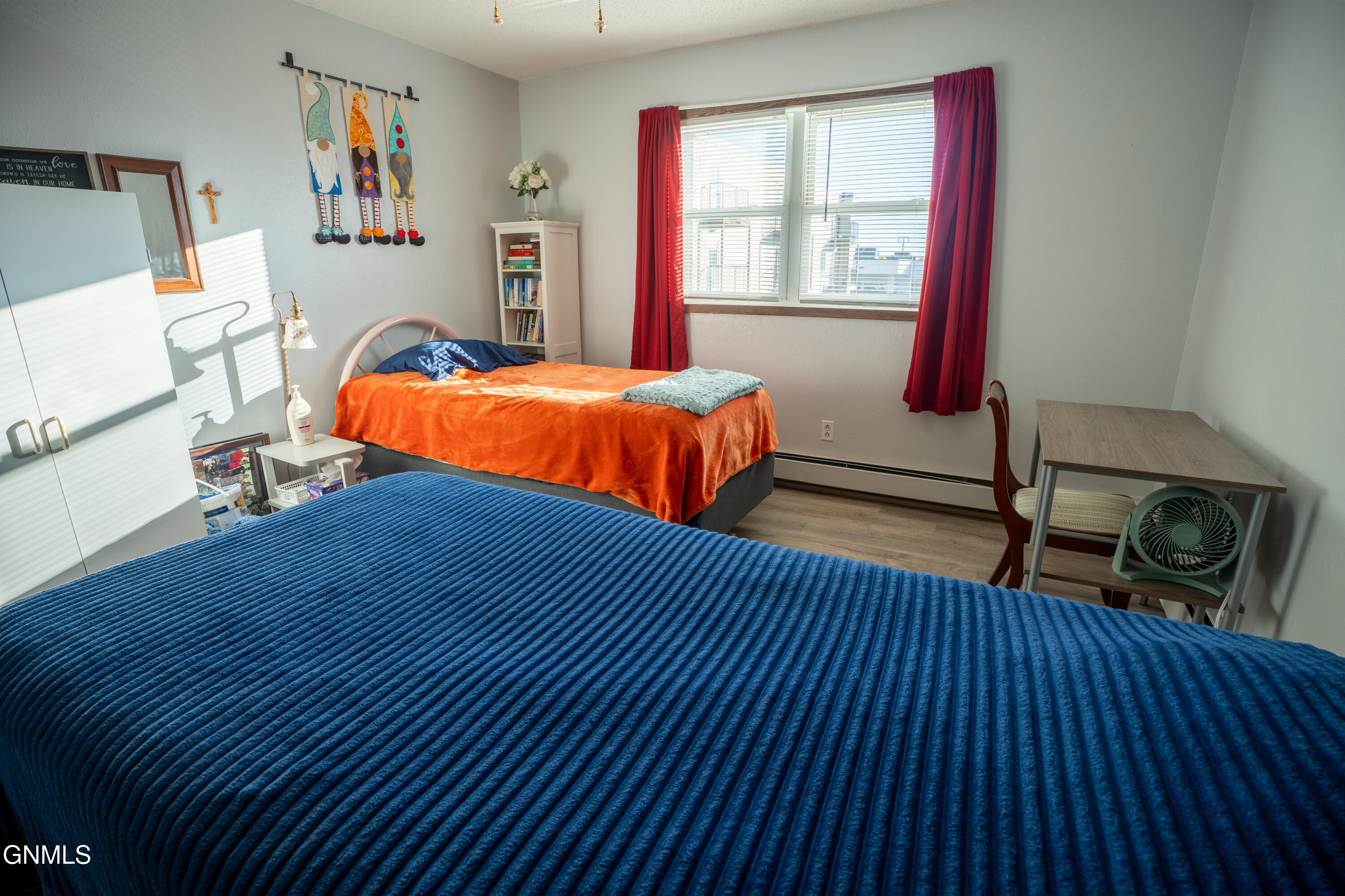 707 Interstate Avenue E, 4