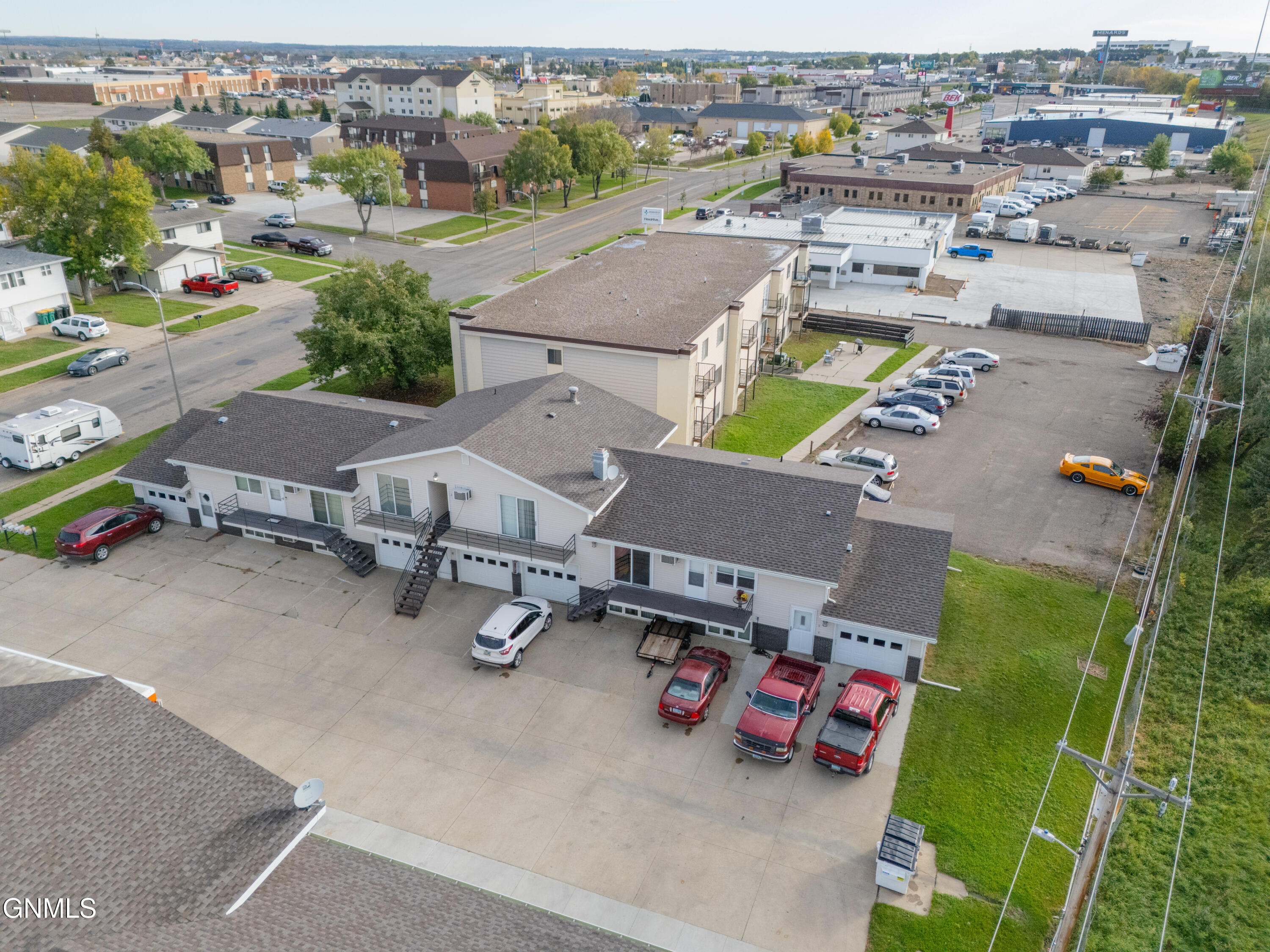 707 Interstate Avenue E, 4