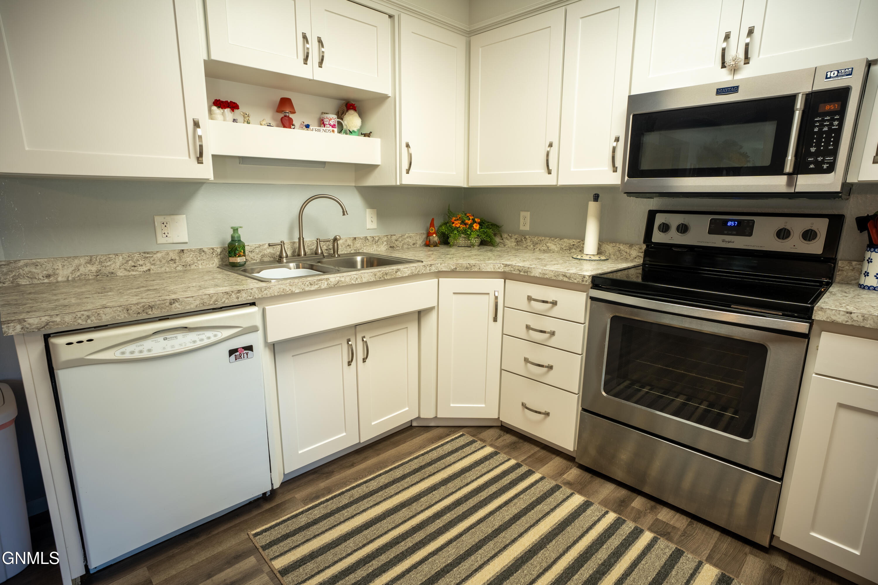 707 Interstate Avenue E, 4