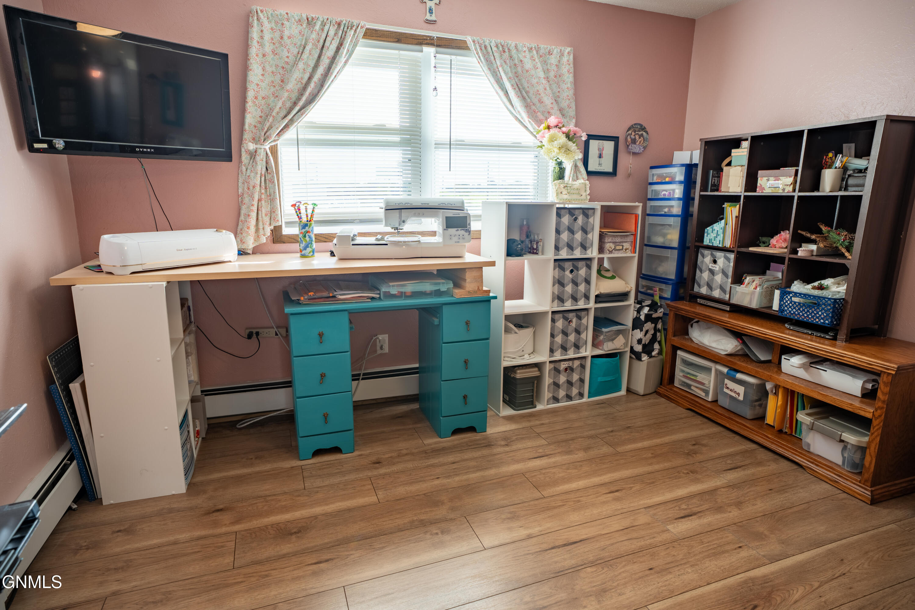 707 Interstate Avenue E, 4