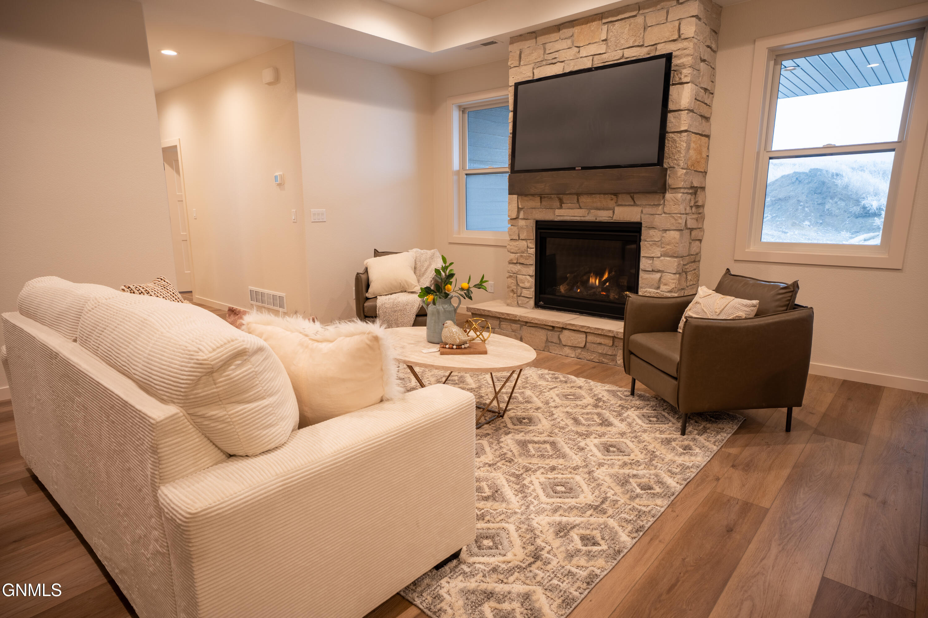 2112 Prairie Hawk Drive