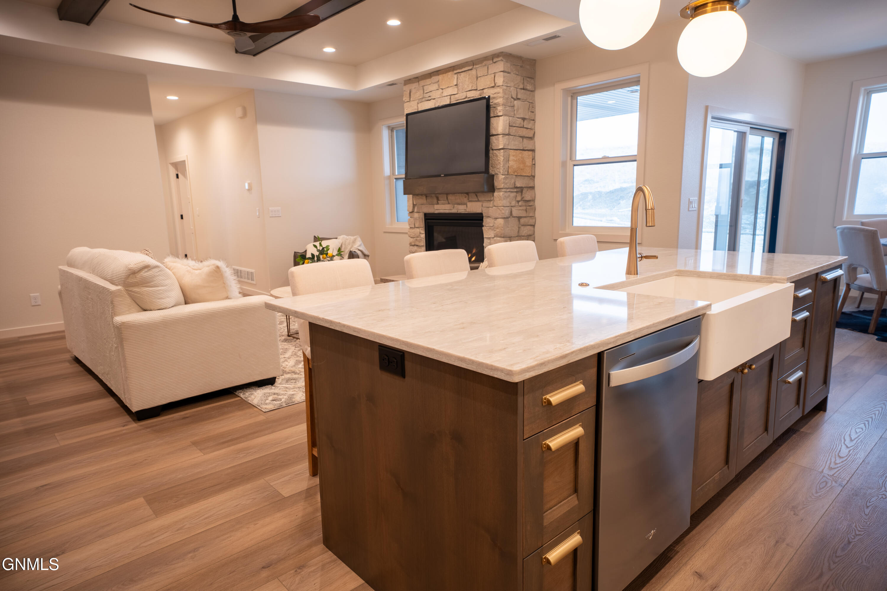 2112 Prairie Hawk Drive