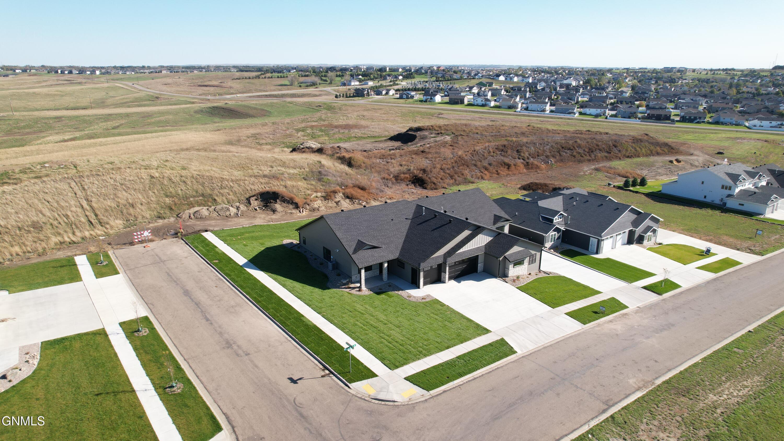 2112 Prairie Hawk Drive