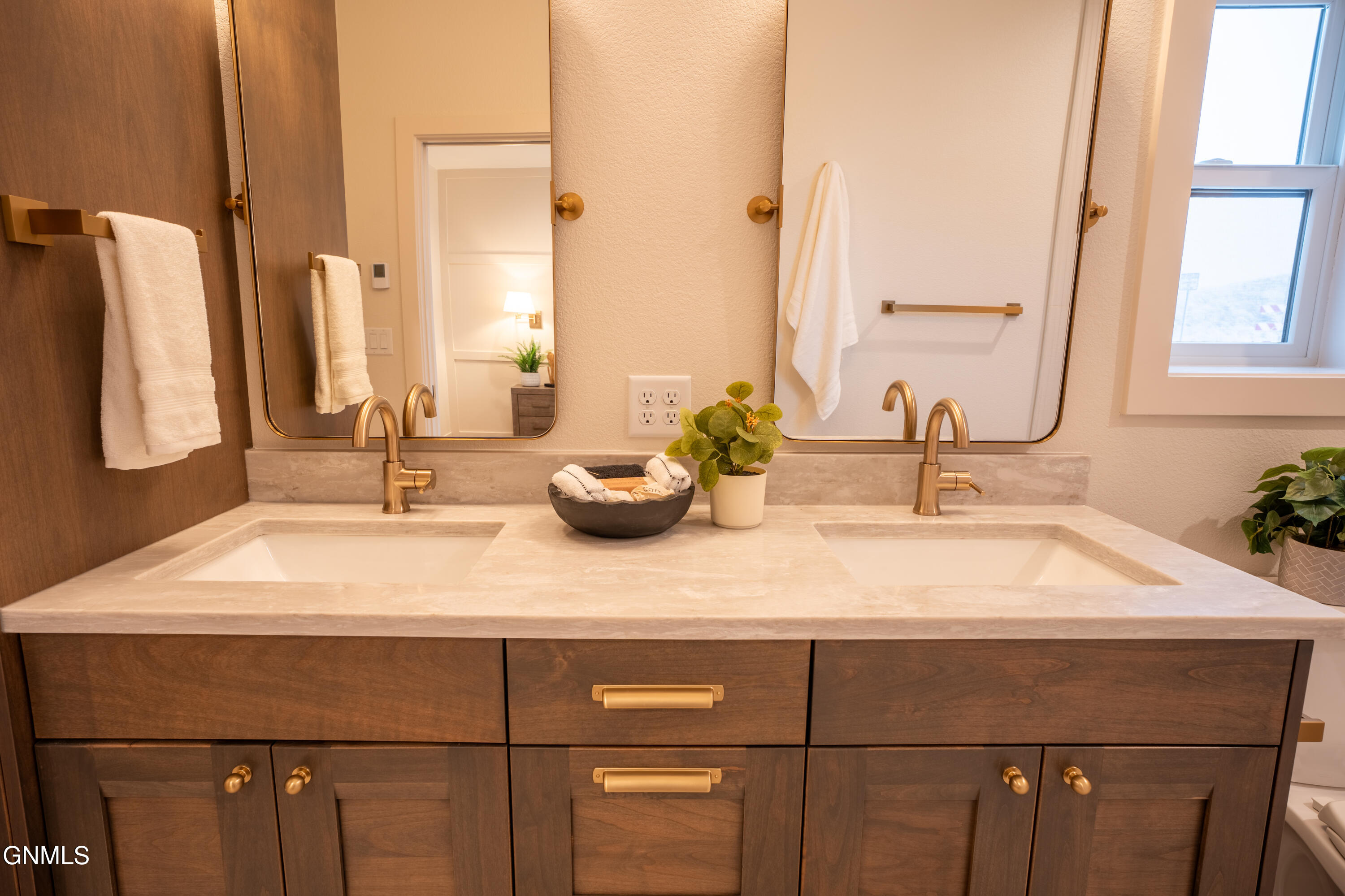 2112 Prairie Hawk Drive