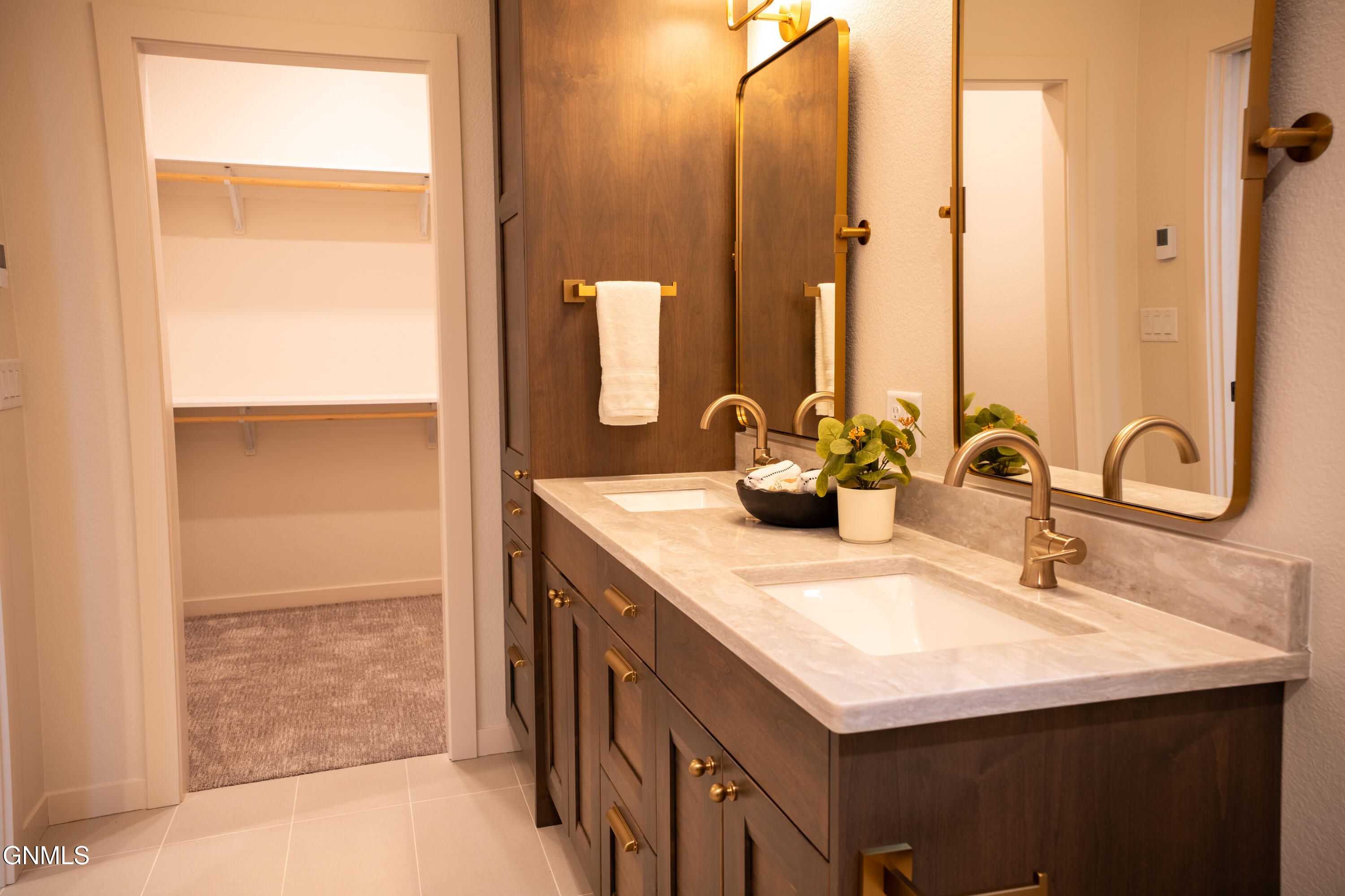 2112 Prairie Hawk Drive