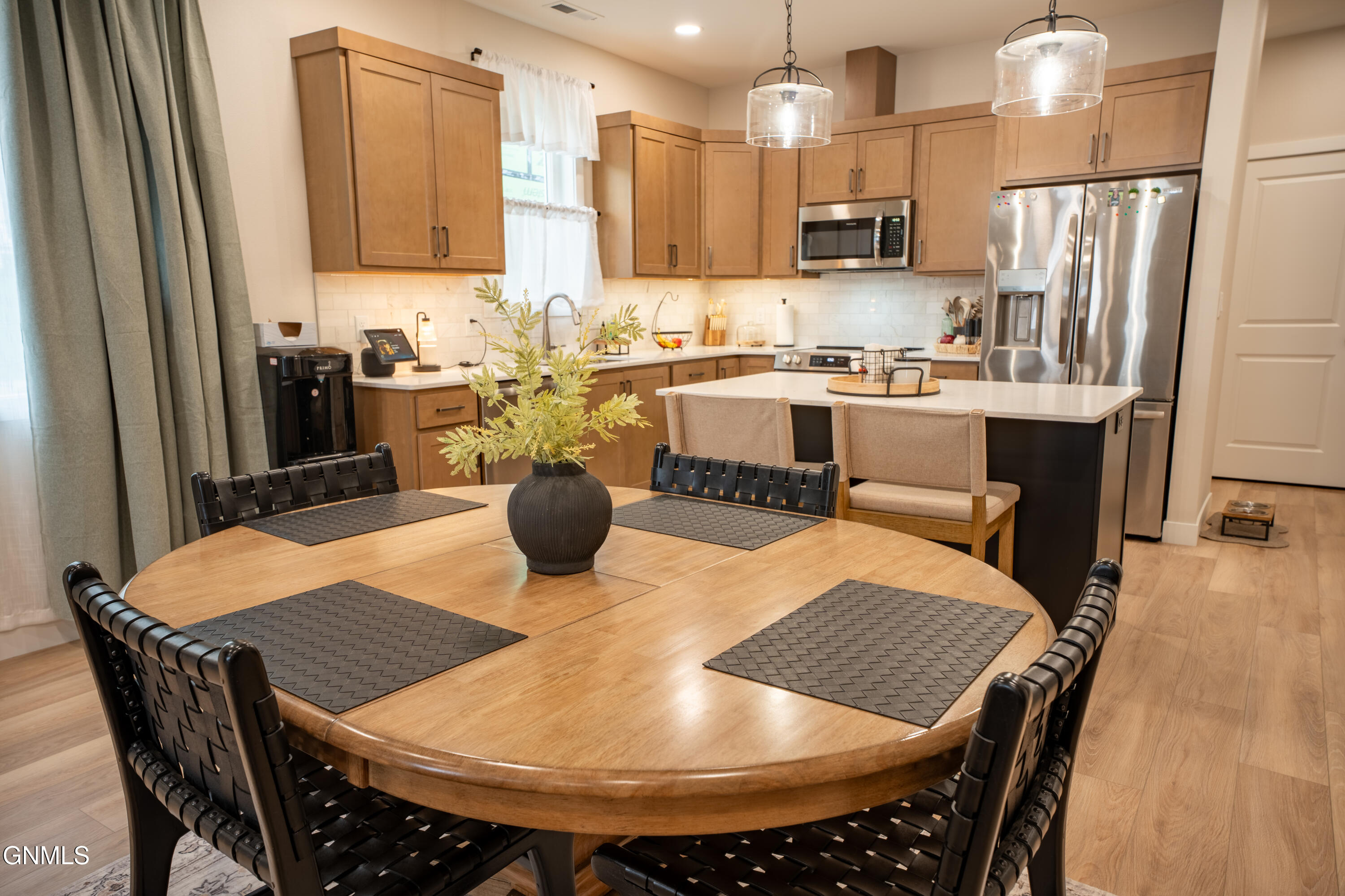 4208 Silver Boulevard