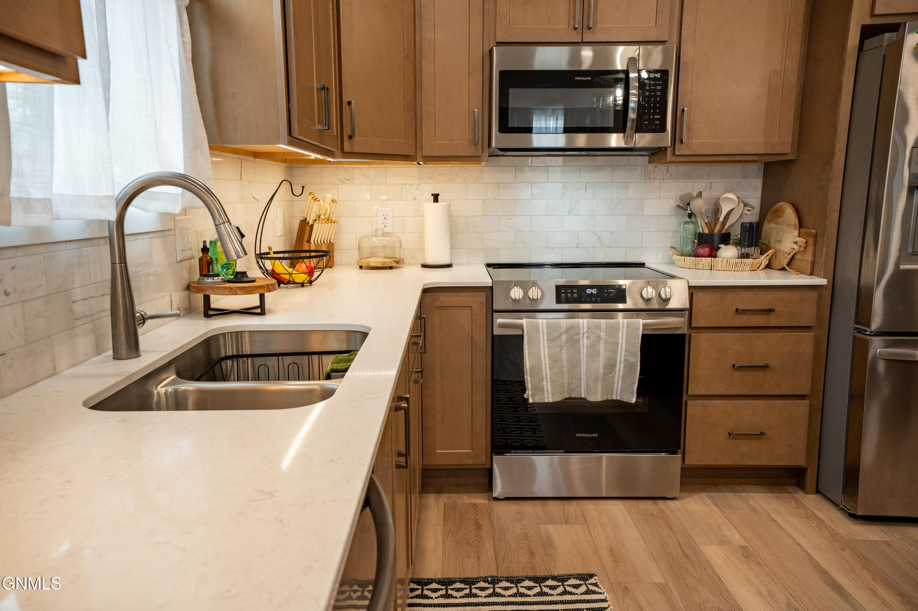 4208 Silver Boulevard