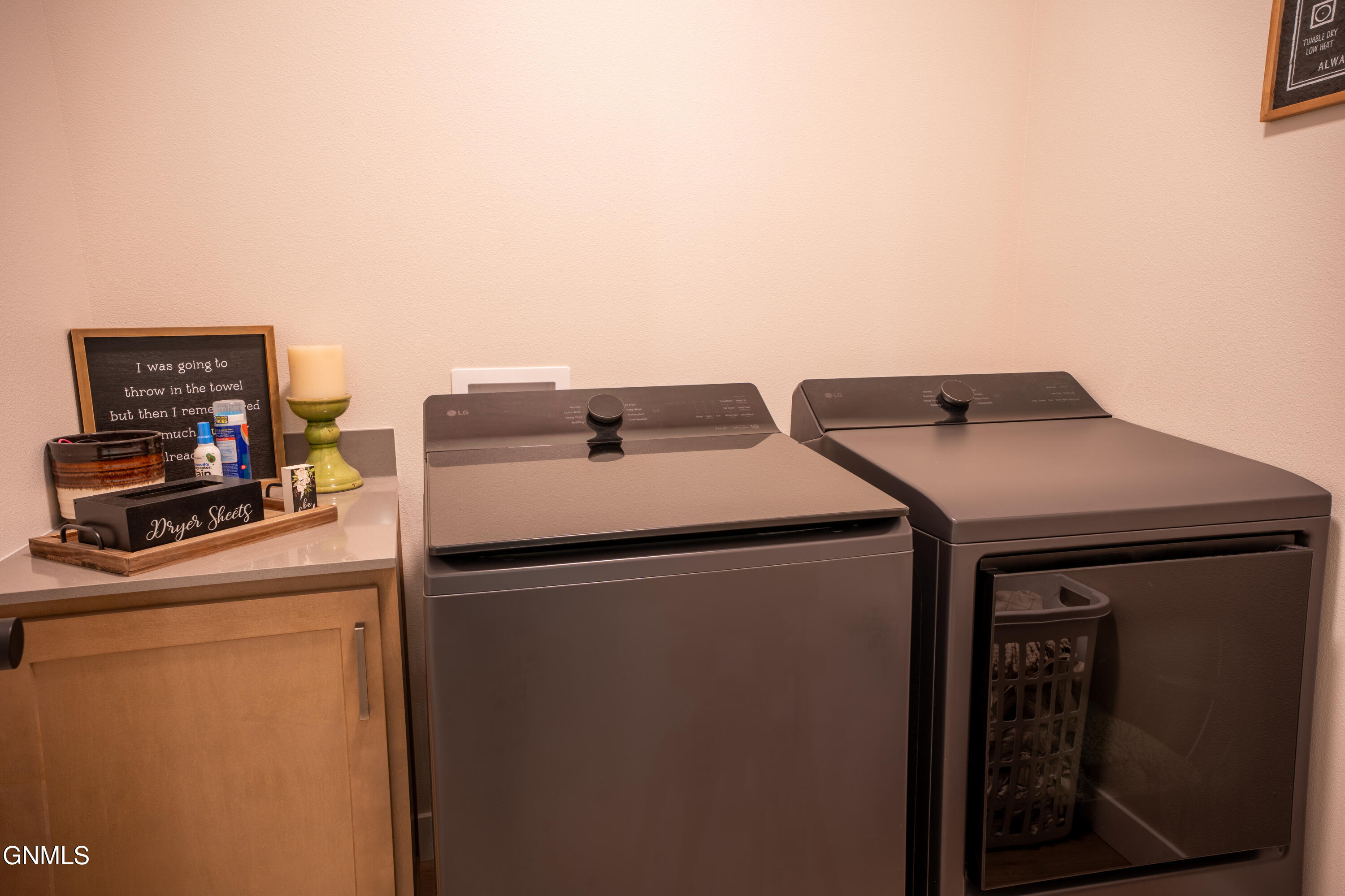 4208 Silver Boulevard