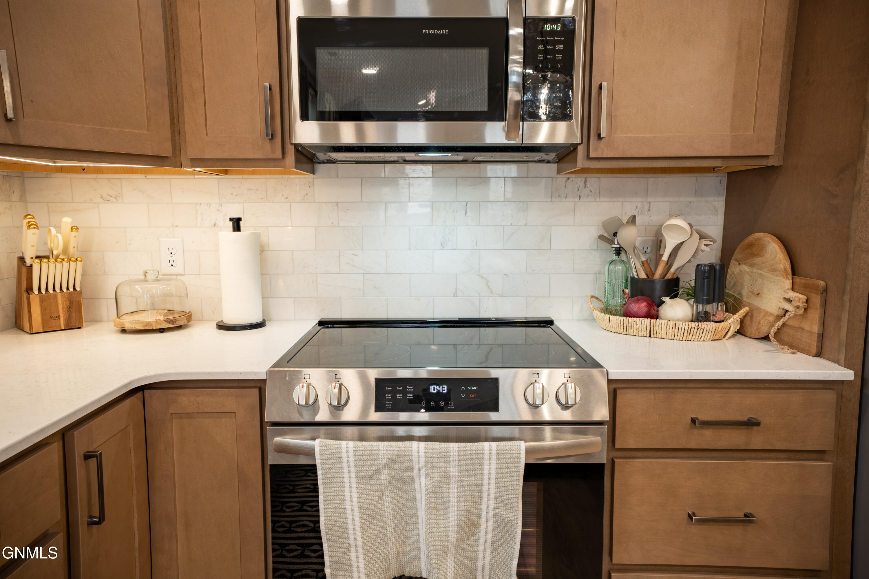 4208 Silver Boulevard