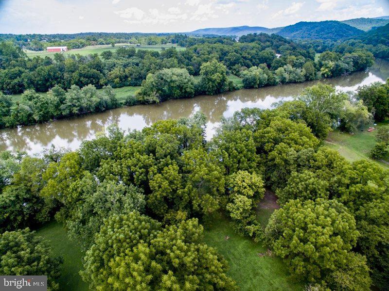 7095 Howellsville Rd