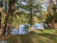 7095 Howellsville Rd
