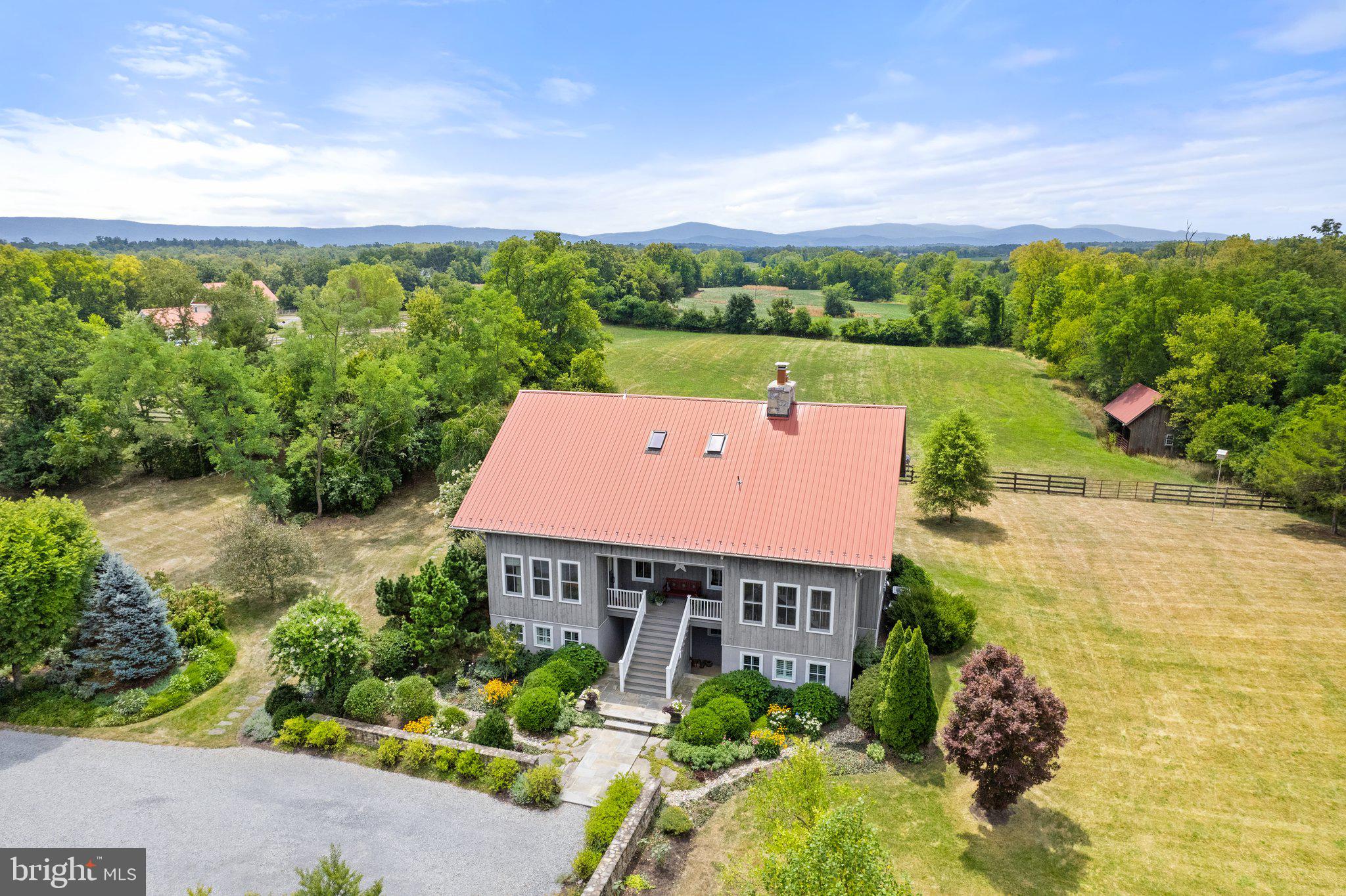 163 Greenfields Ln