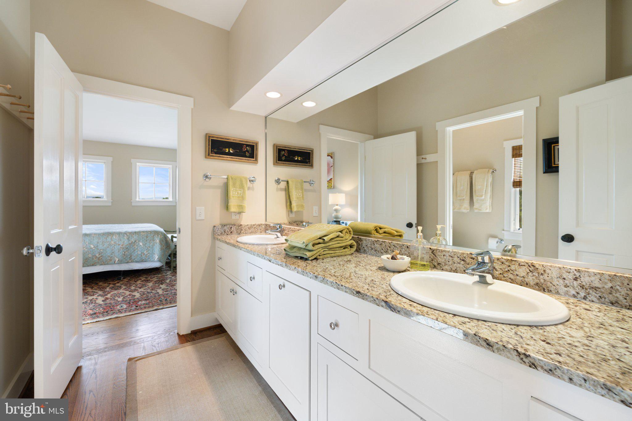 163 Greenfields Ln