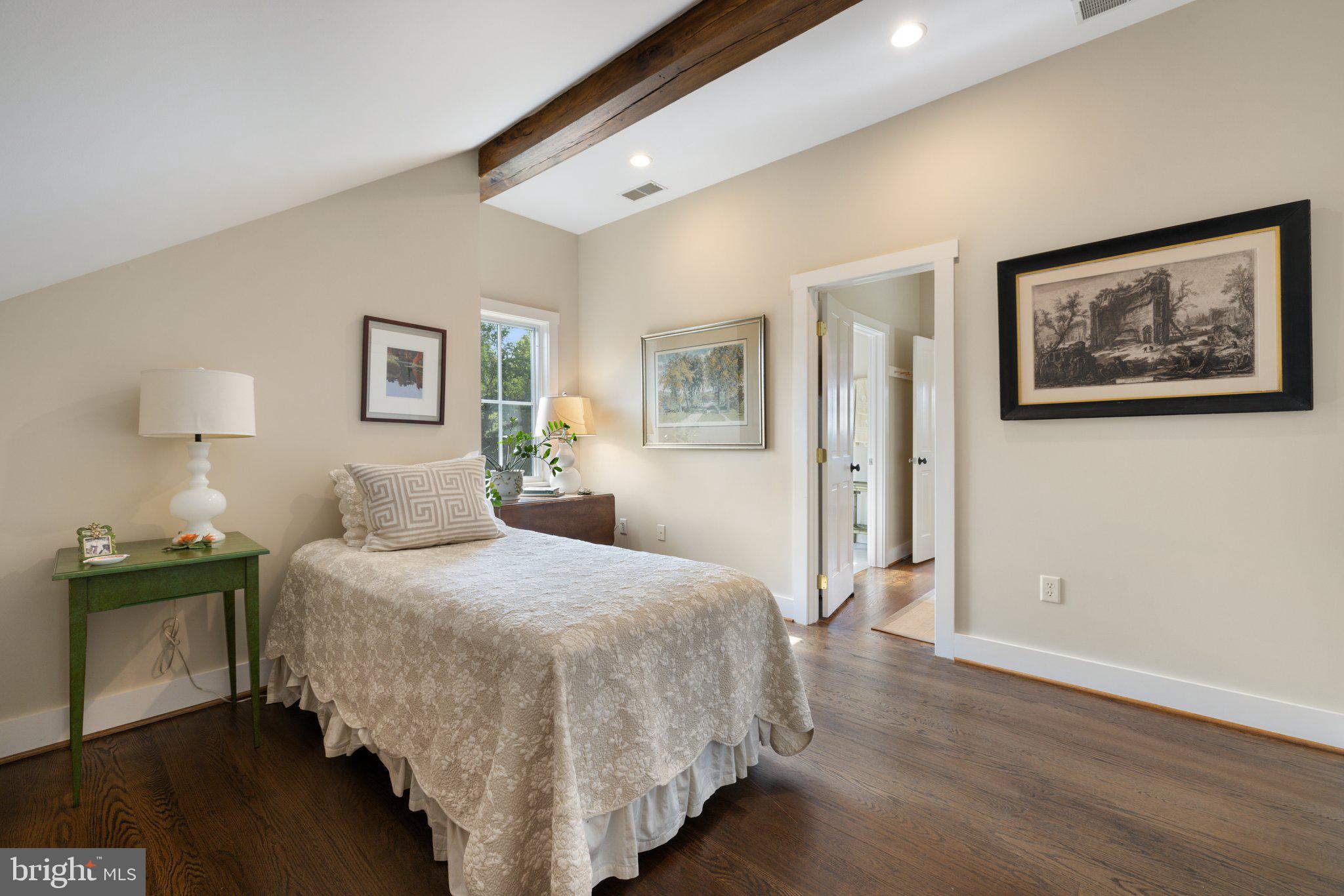 163 Greenfields Ln