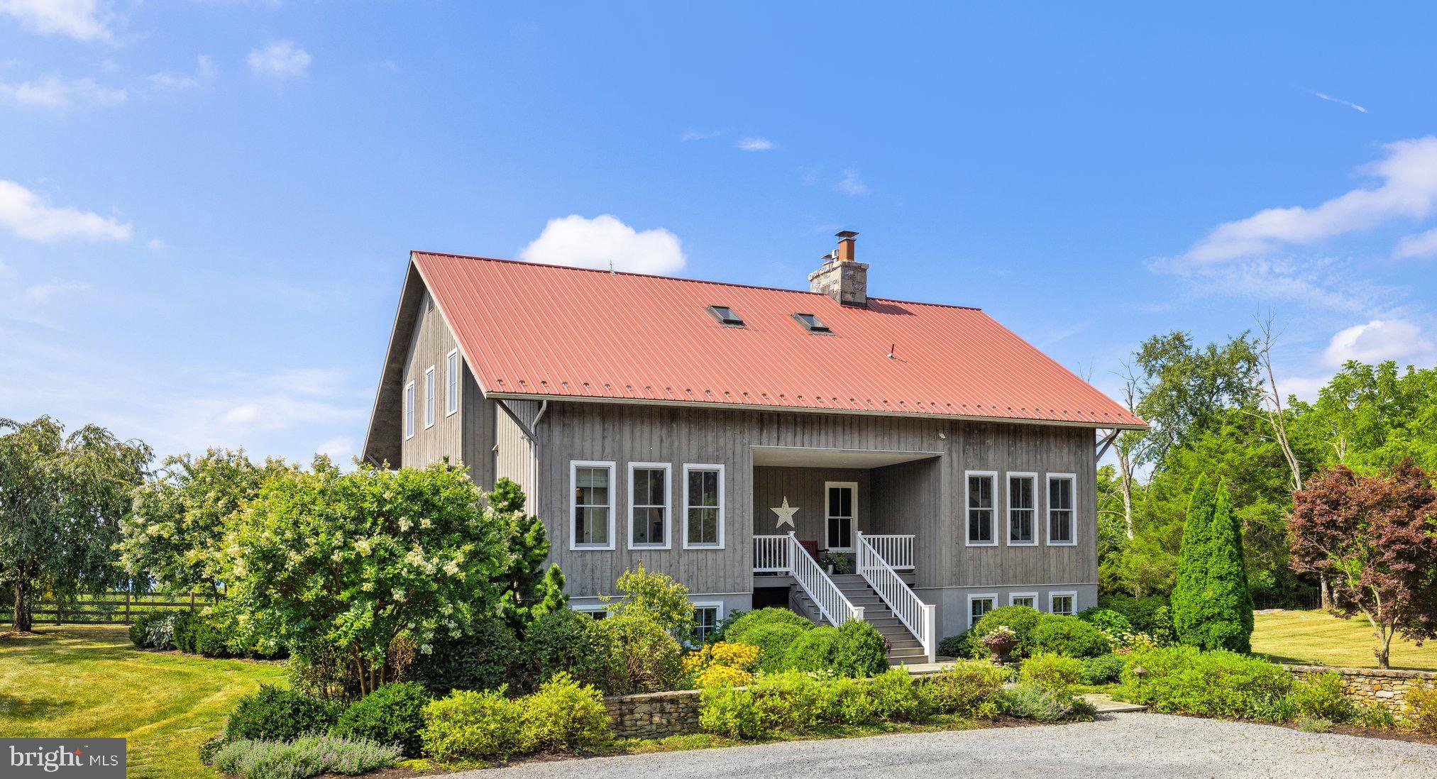 163 Greenfields Ln