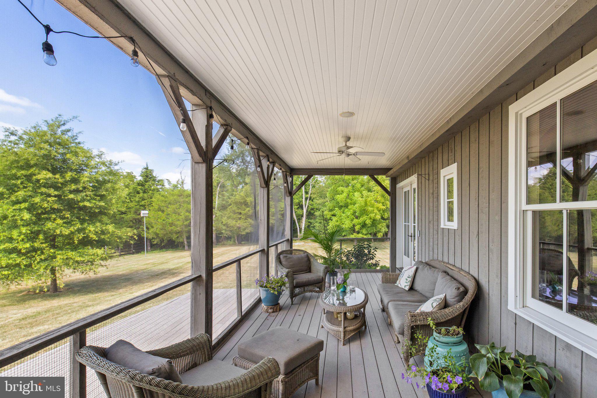 163 Greenfields Ln