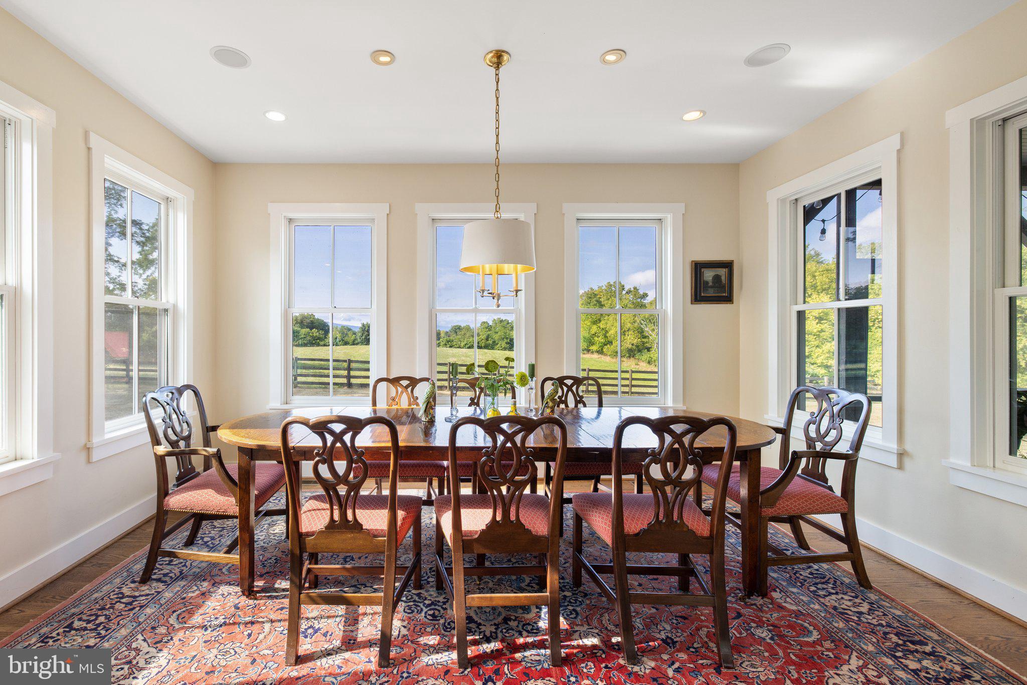 163 Greenfields Ln