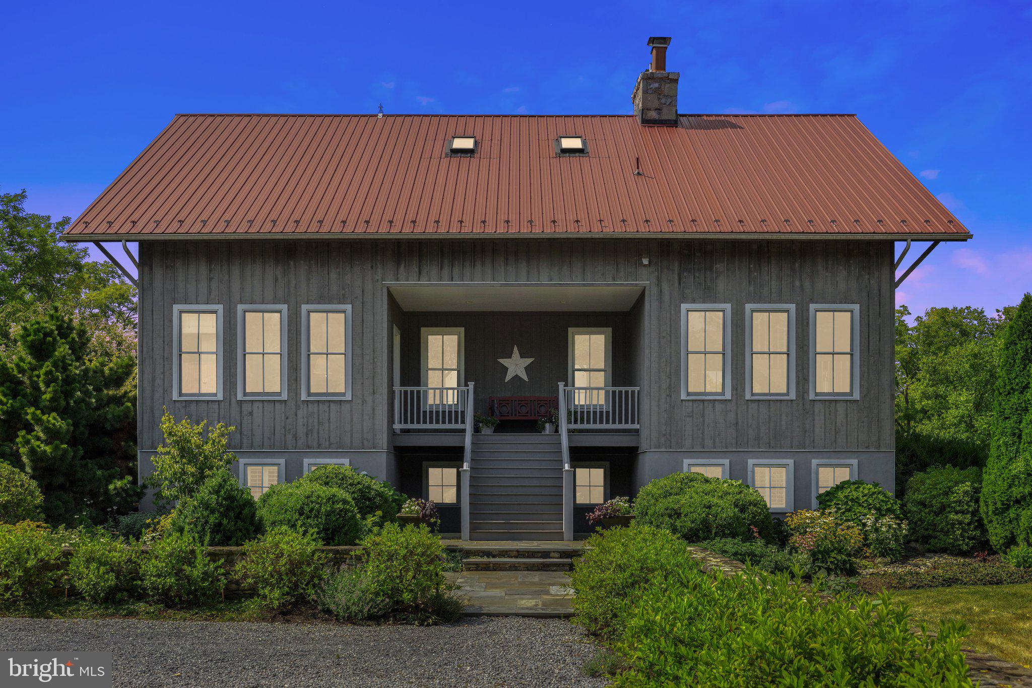163 Greenfields Ln