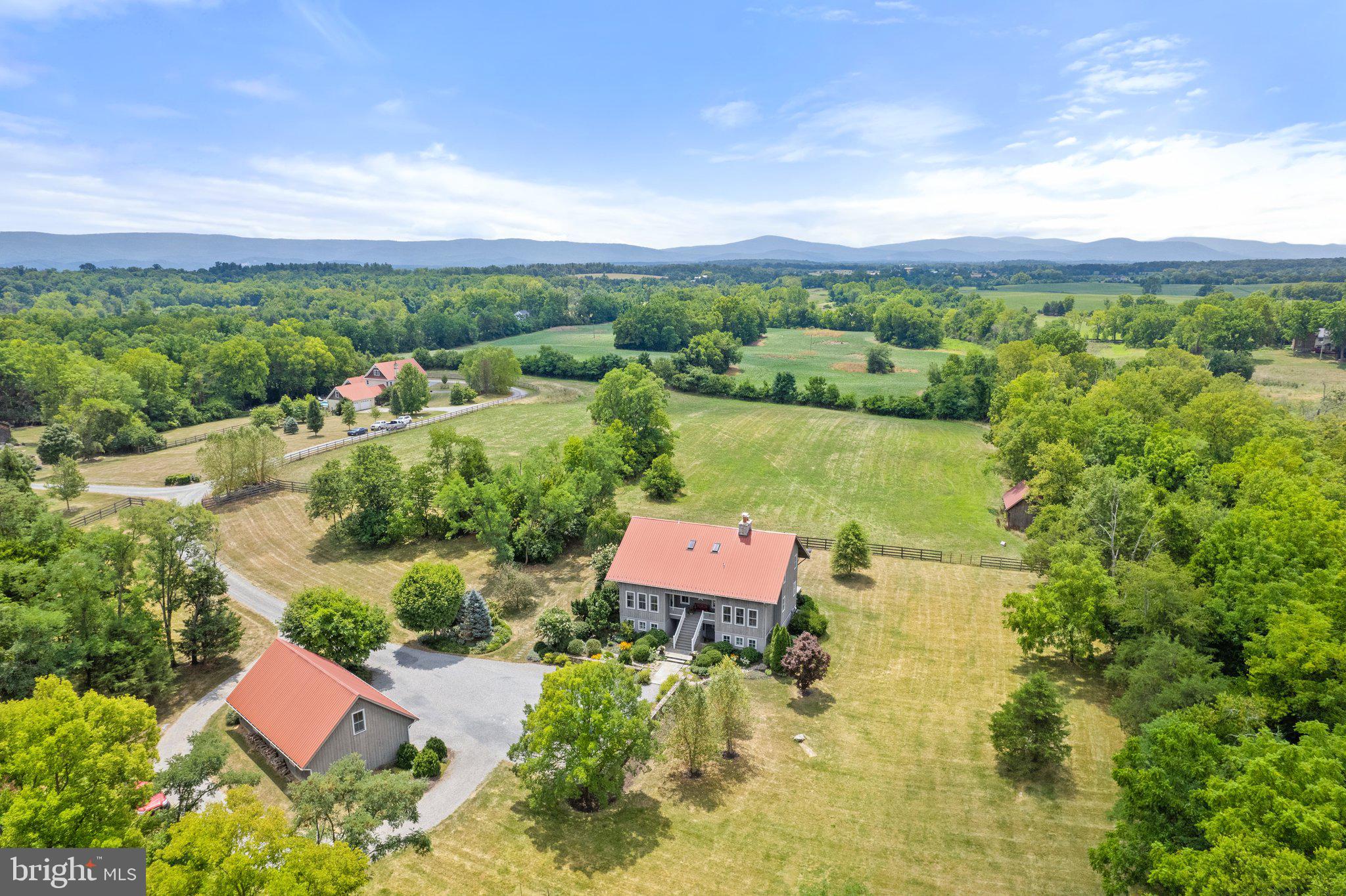 163 Greenfields Ln