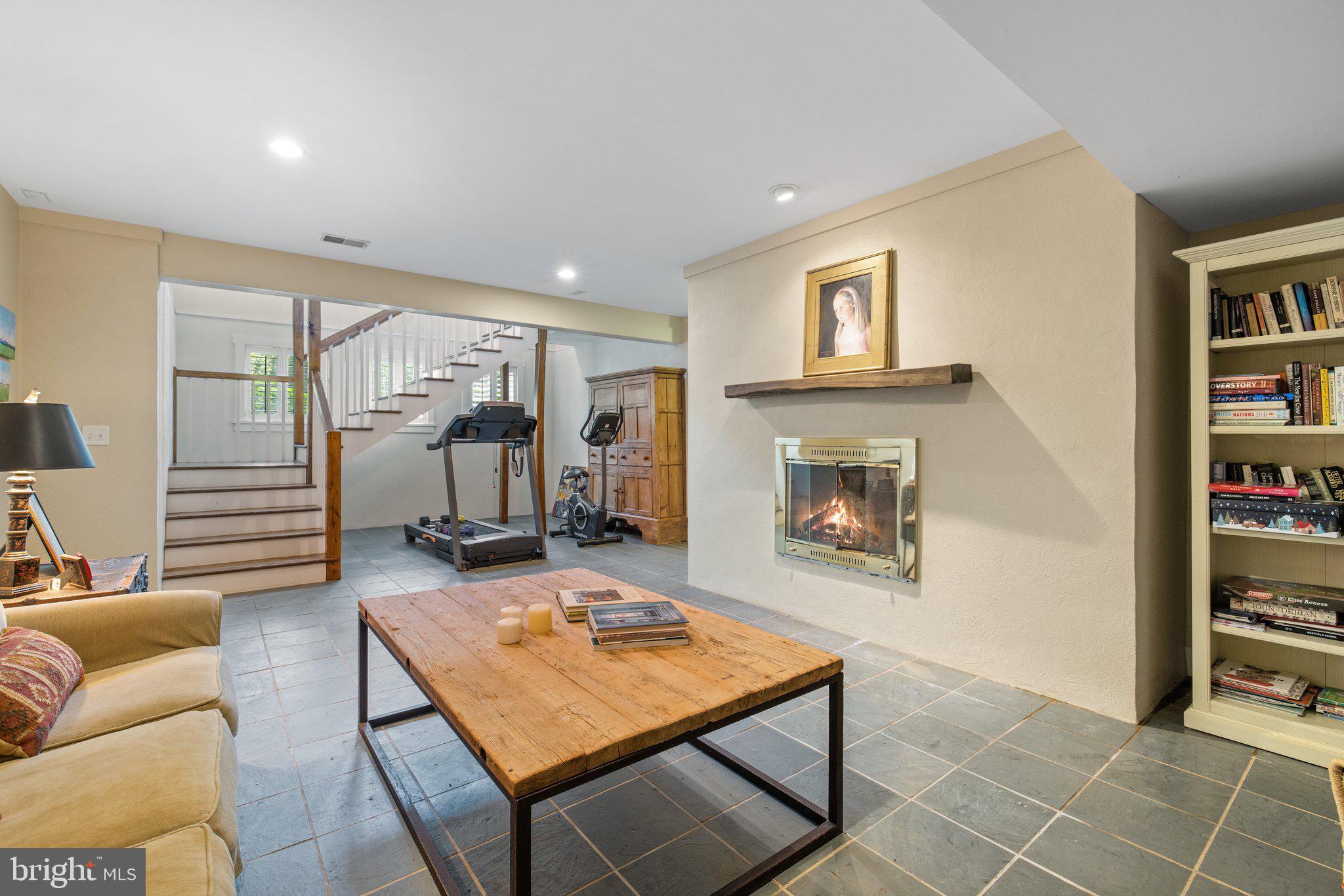 163 Greenfields Ln