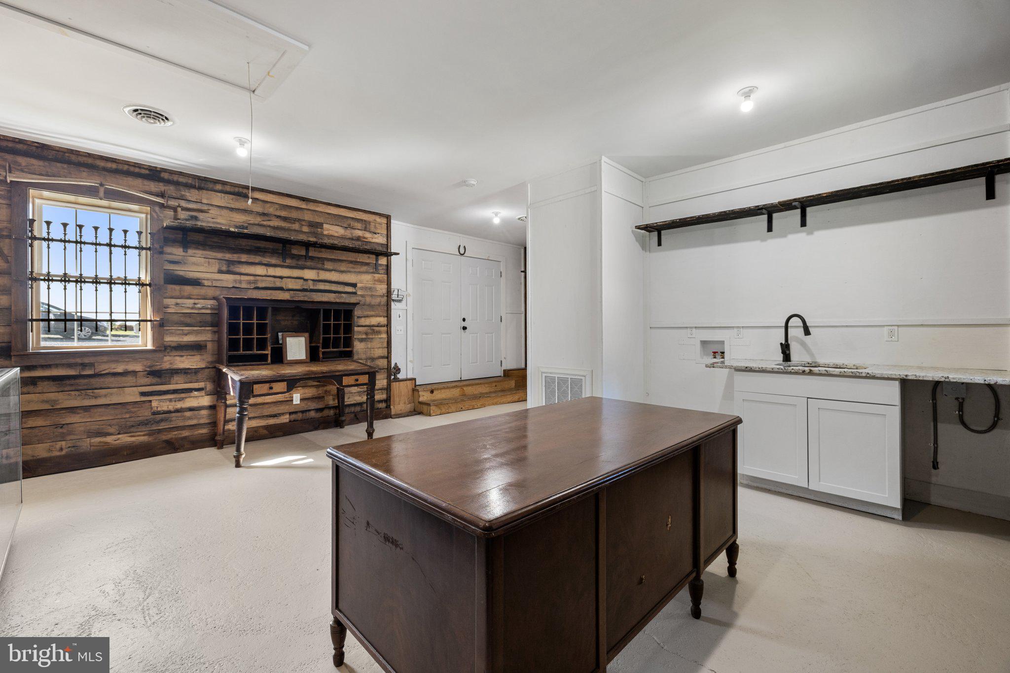 22540 Blue Ridge Mountain Road