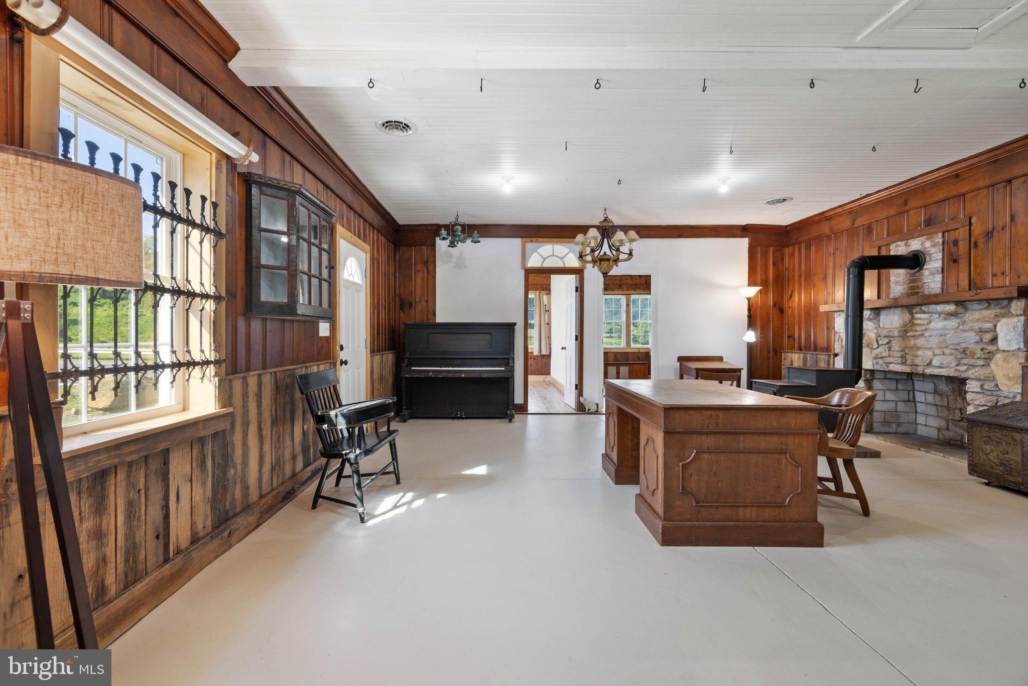 22540 Blue Ridge Mountain Road
