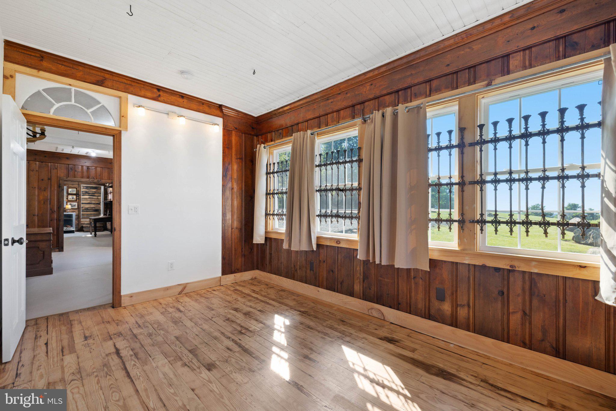 22540 Blue Ridge Mountain Road