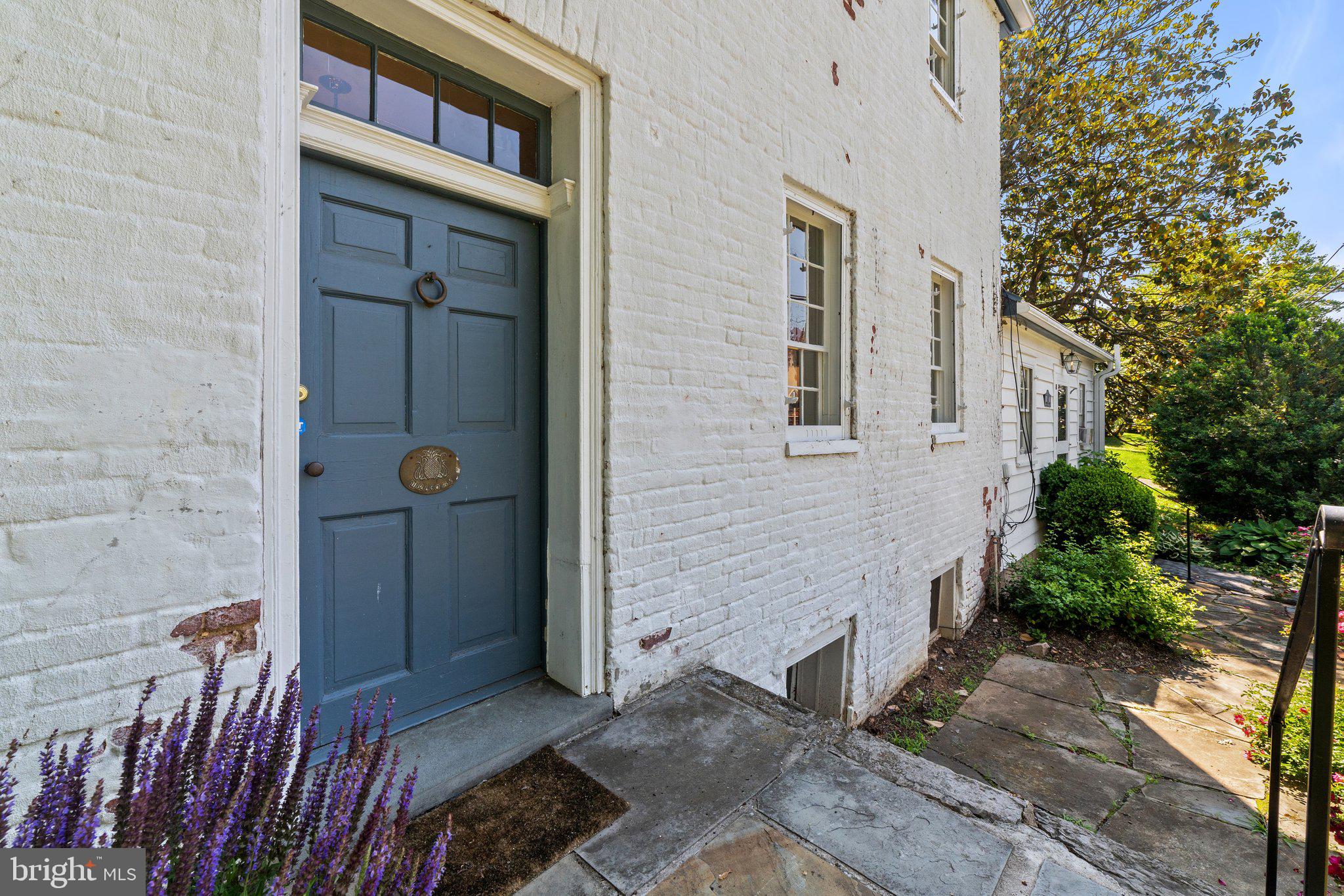 677 Federal St