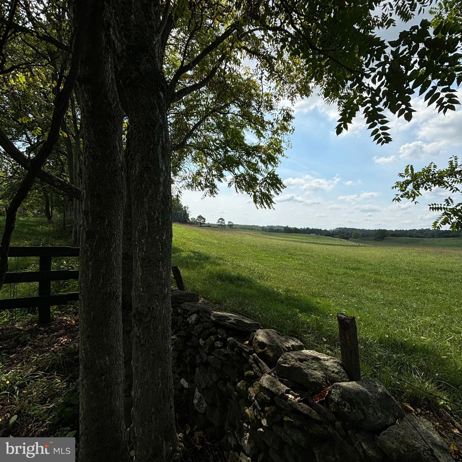 6589 Rockhill Mill