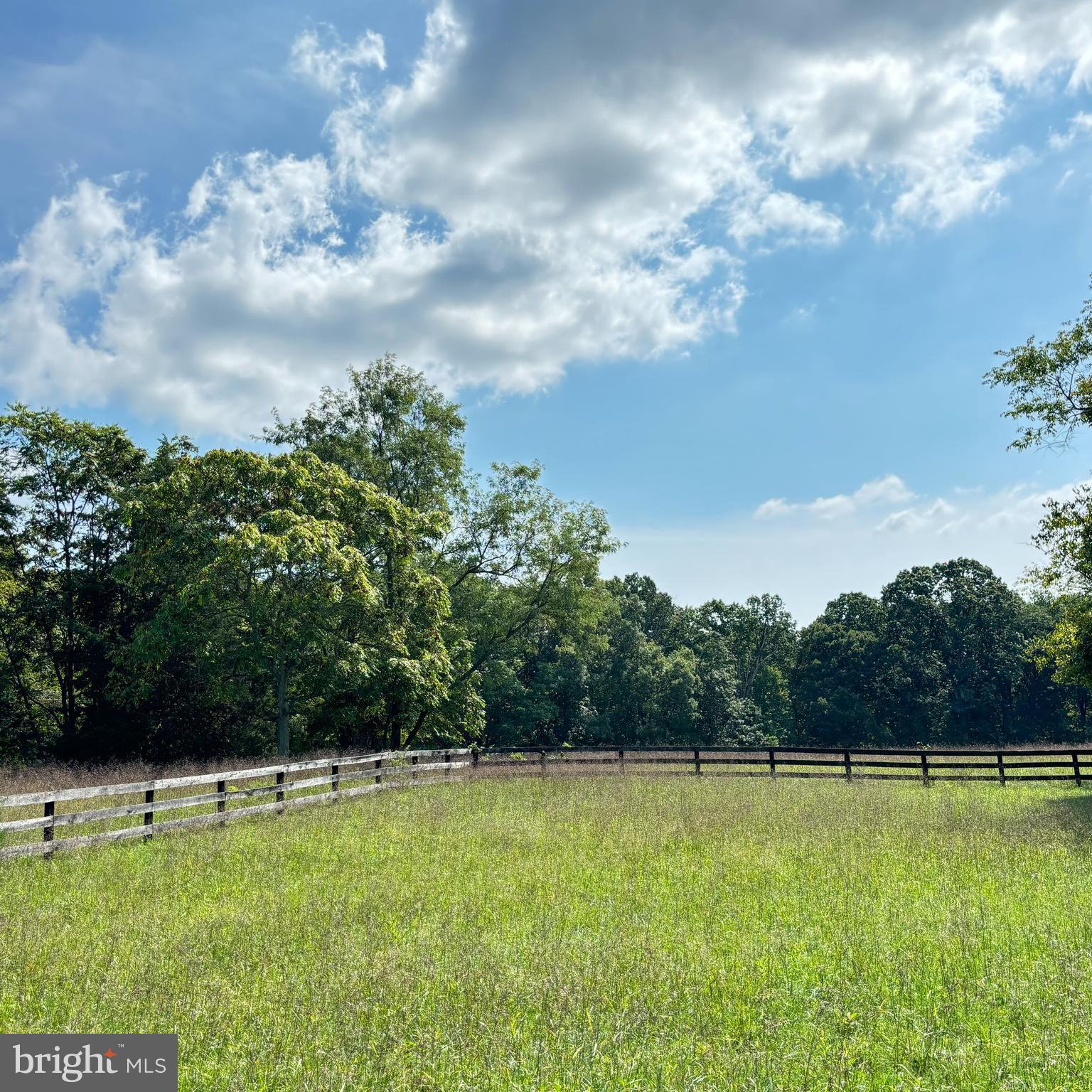6589 Rockhill Mill